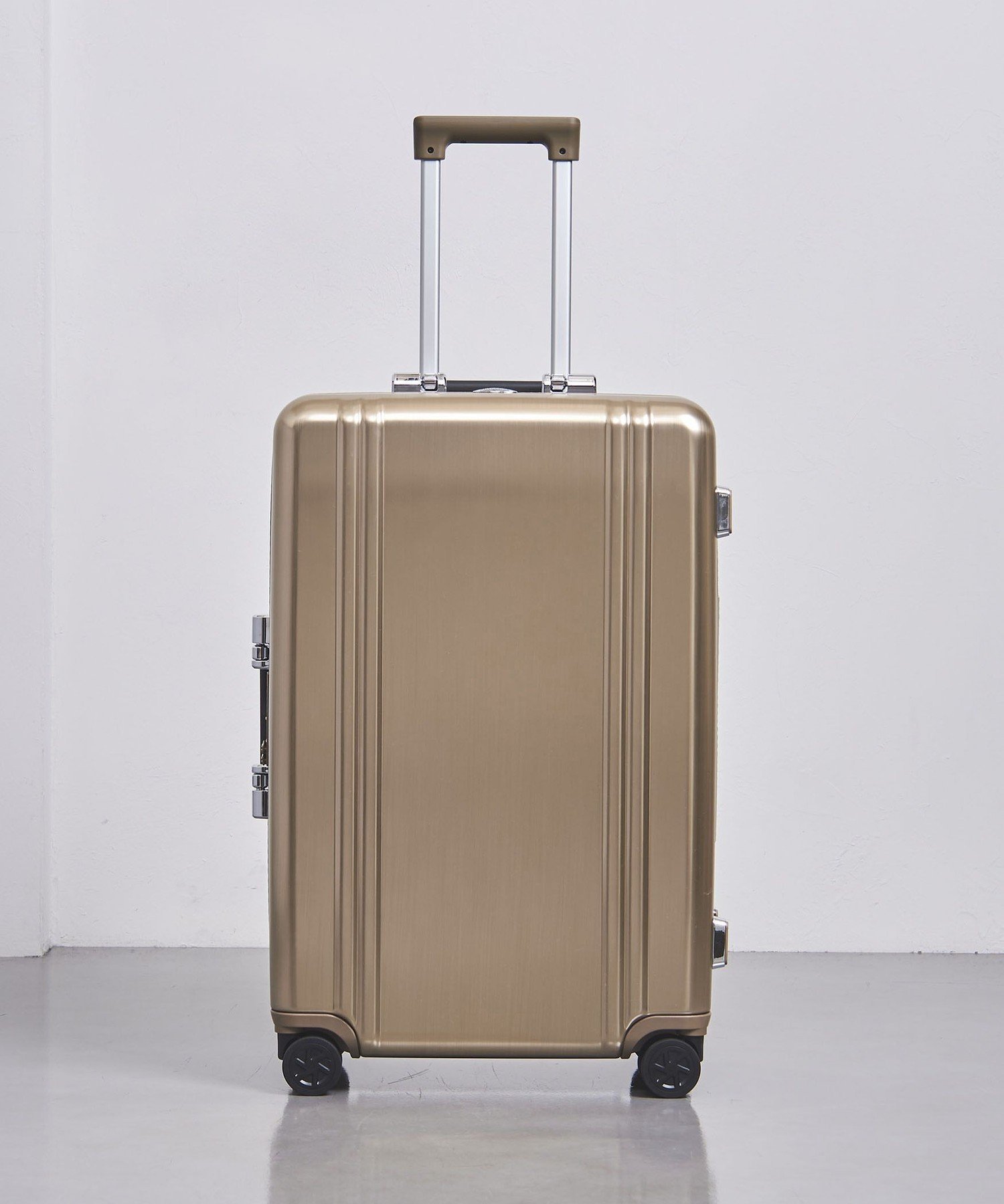 か*ゃ様 リモア×ユナイテッドアローズ　キャリーケース　23ℓ か*ゃ様 リモア×ユナイテッドアローズ キャリーケース 23ℓ か*ゃ様