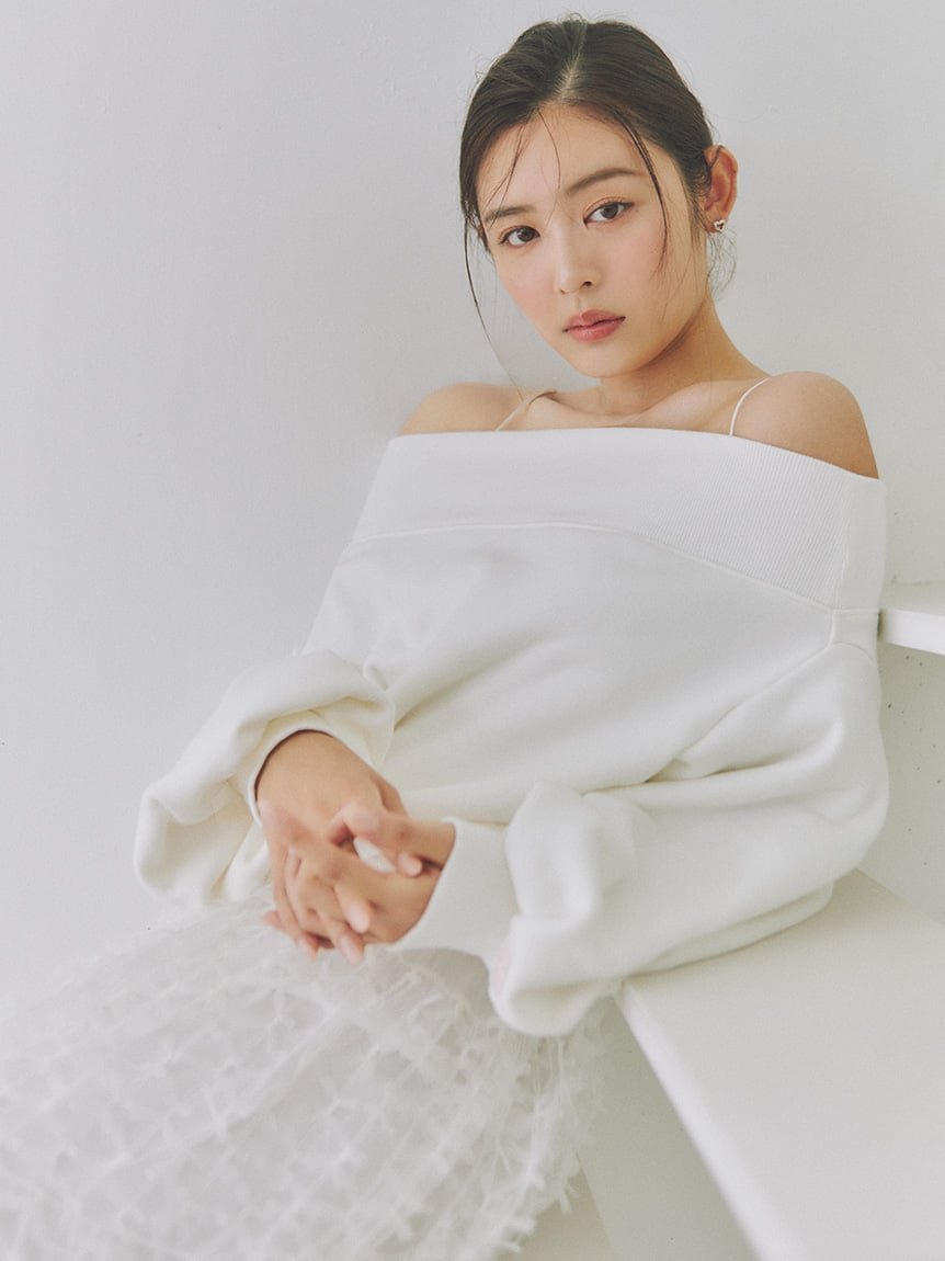 SNIDEL｜【WEB限定】ワンショルダーロゴスウェット | Rakuten Fashion