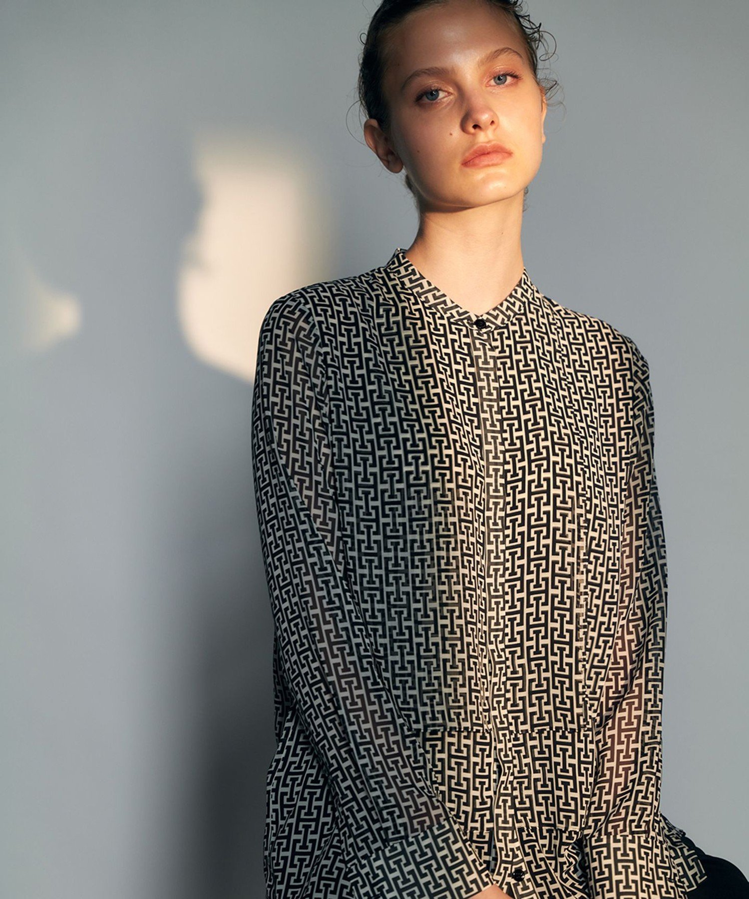 ICB｜【30th ANNIVERSARY】 モノグラムプリントシフォン バンドカラー