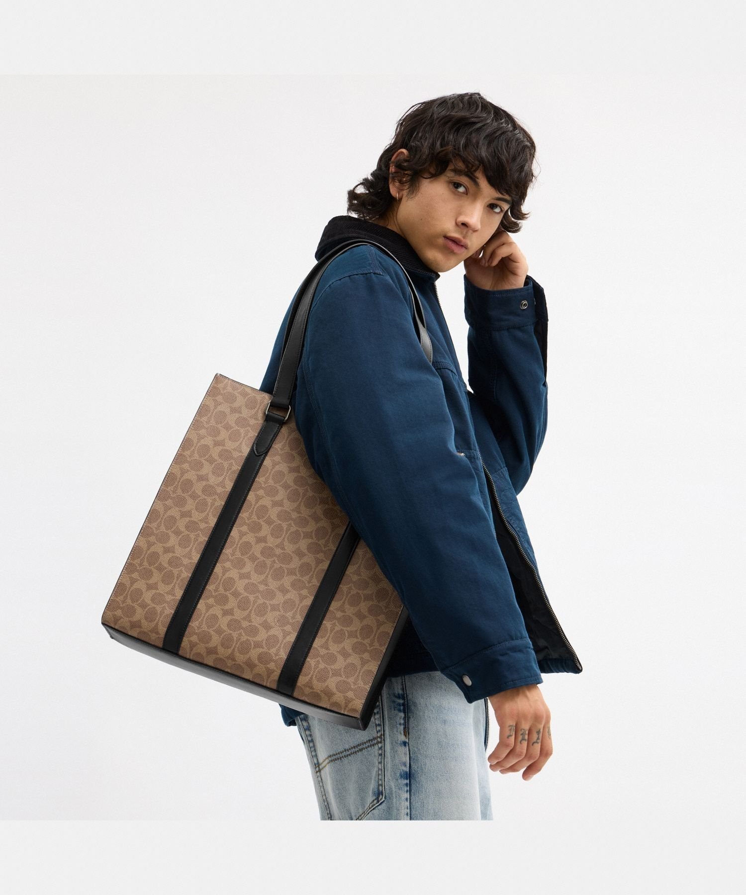 COACH OUTLET｜【公式】グラハム トート バッグ・シグネチャー