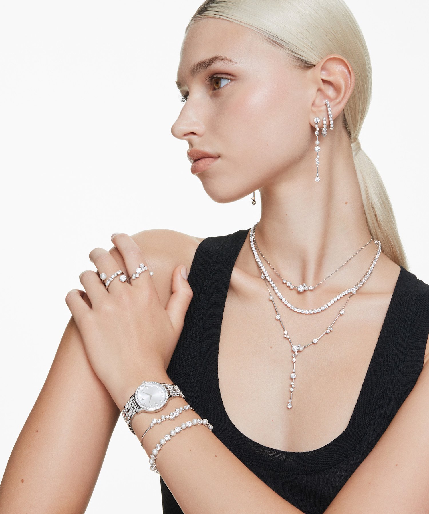 SWAROVSKI｜【公式】【スワロフスキー】Constella バングル | Rakuten