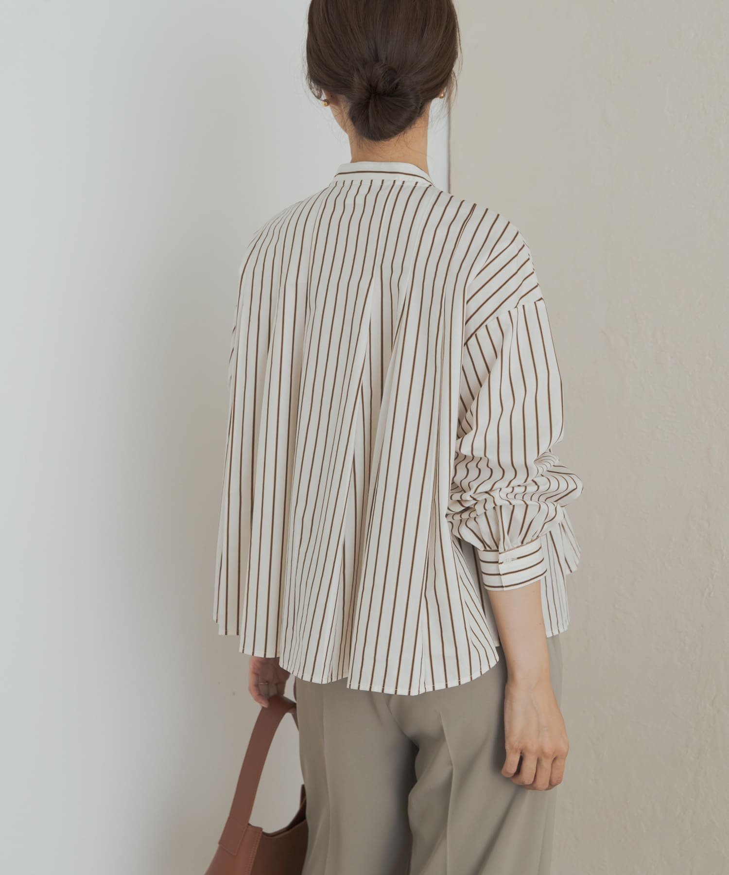 URBAN RESEARCH DOORS｜ストライプリボンフレアブラウス | Rakuten