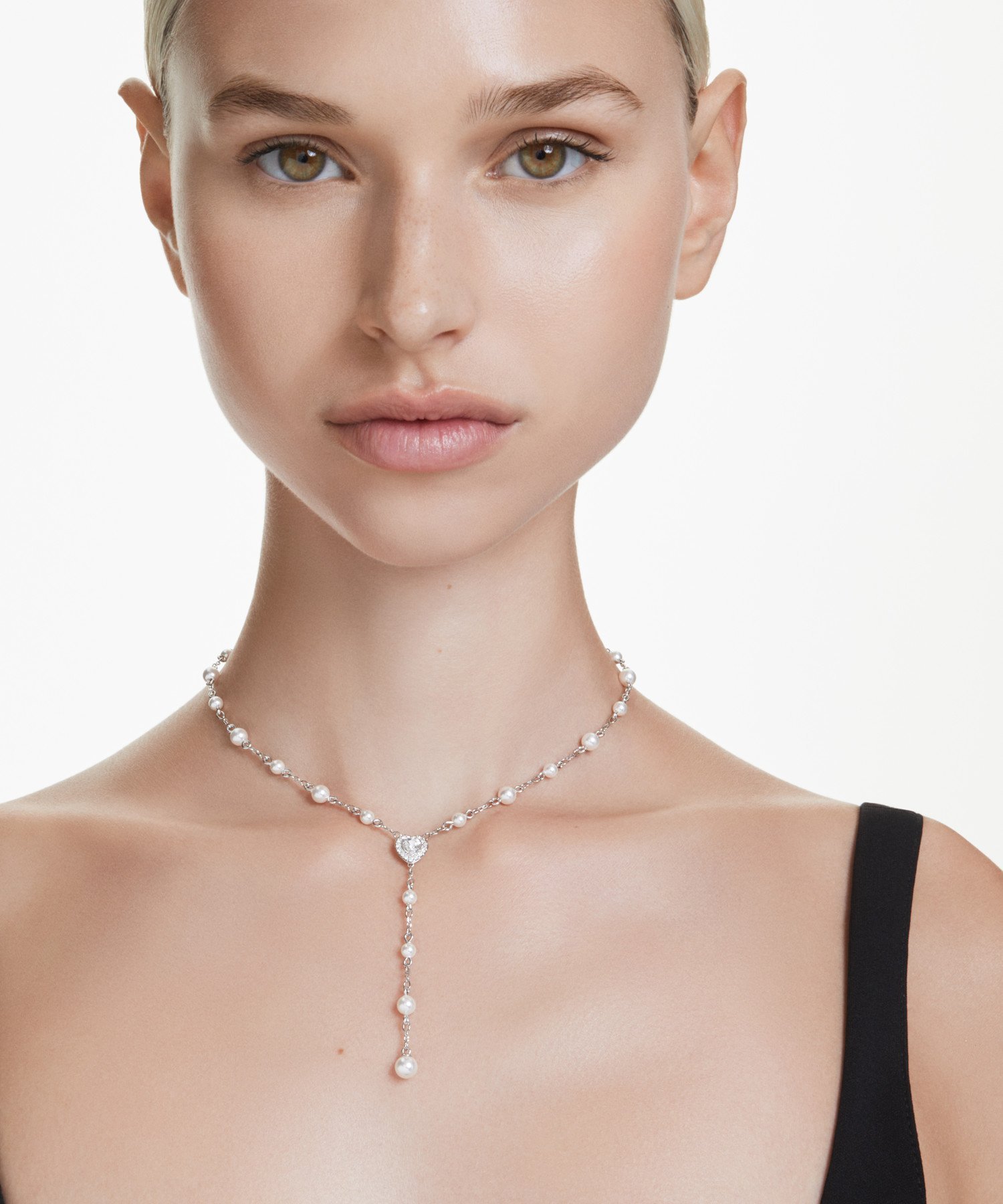 SWAROVSKI｜【公式】【スワロフスキー】Ariana Grande x Swarovski Y字