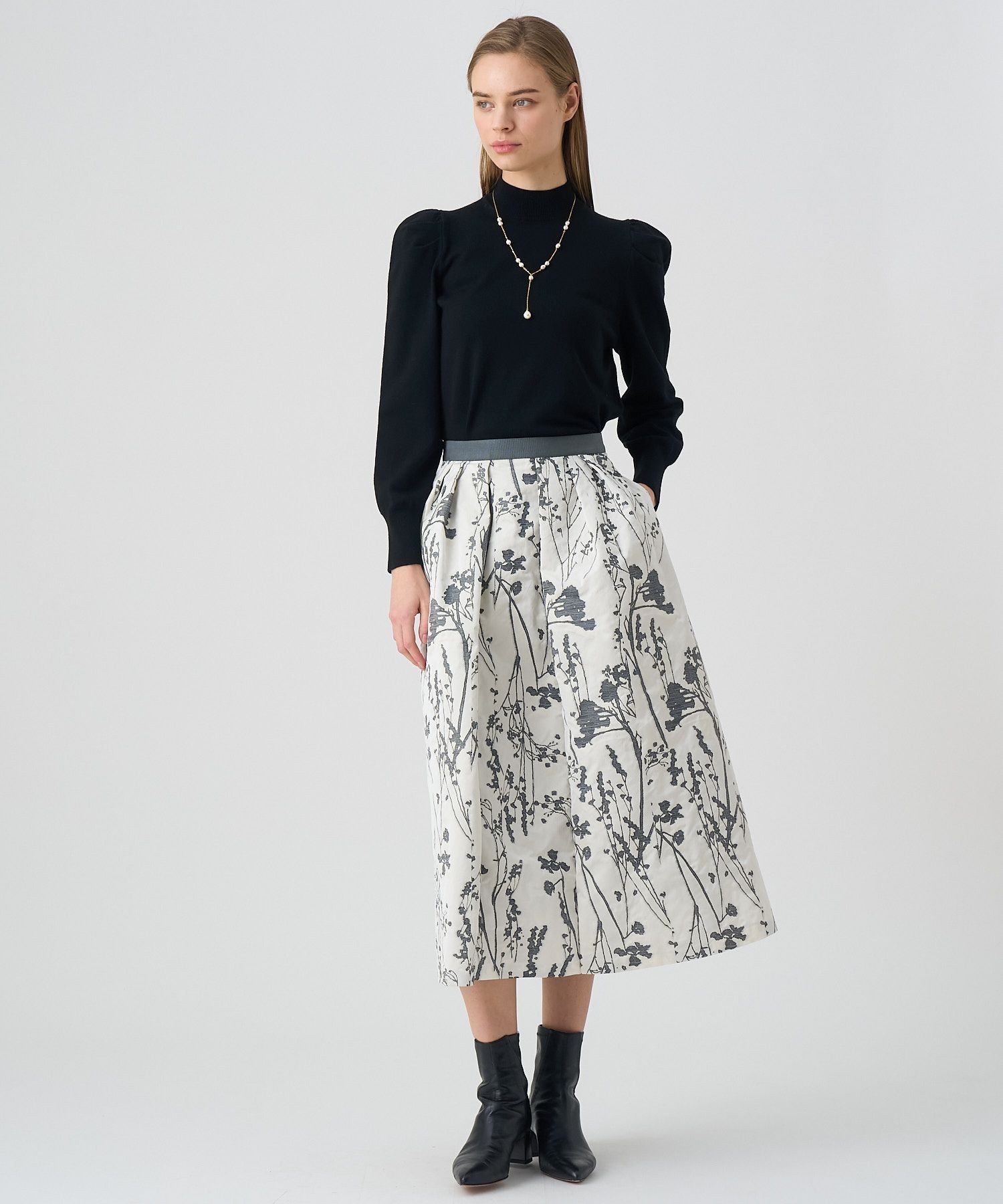 ANAYI｜シルエットフラワージャガードタックスカート | Rakuten