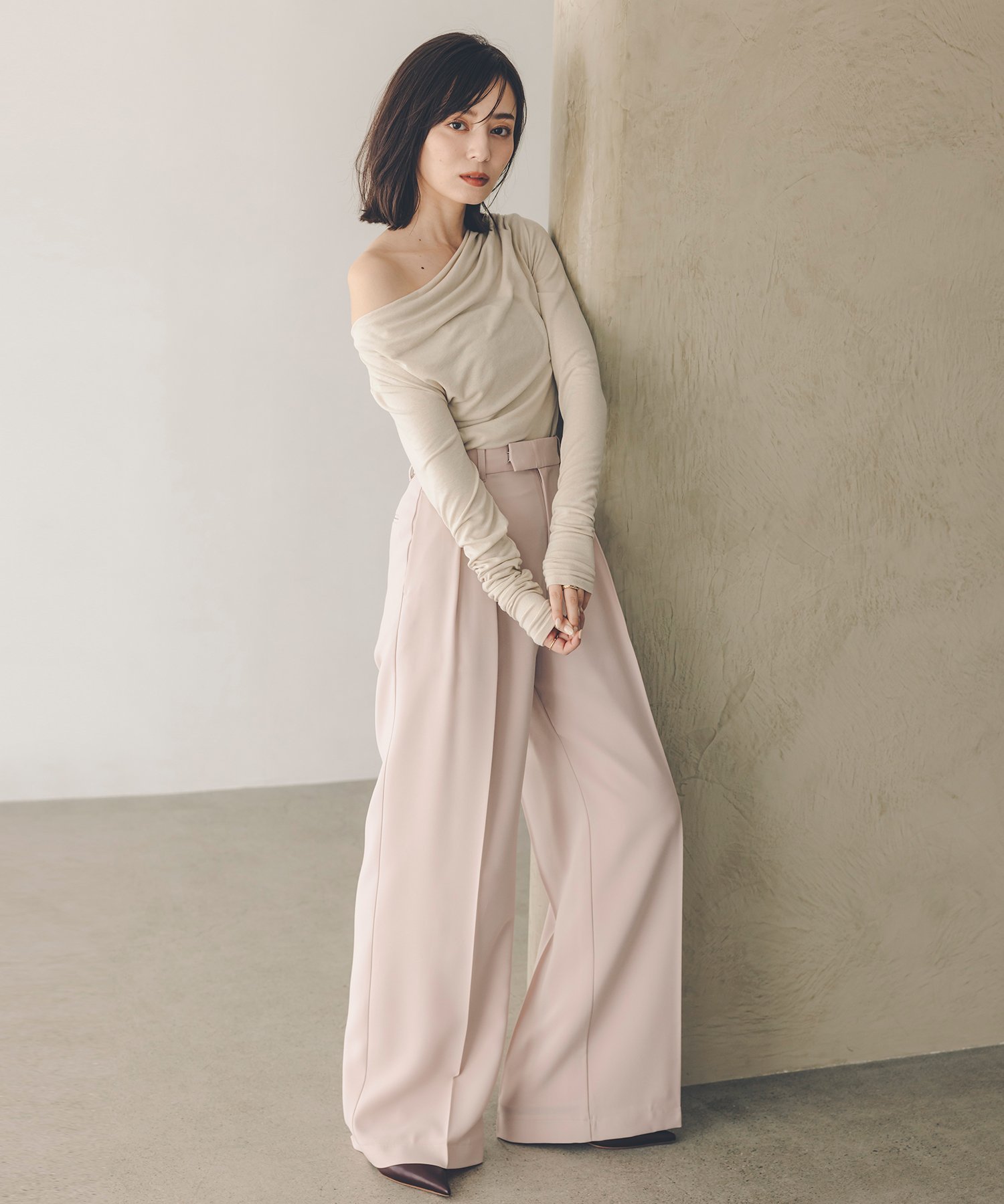 anuans｜ギャザードレープカットトップス | Rakuten Fashion(楽天