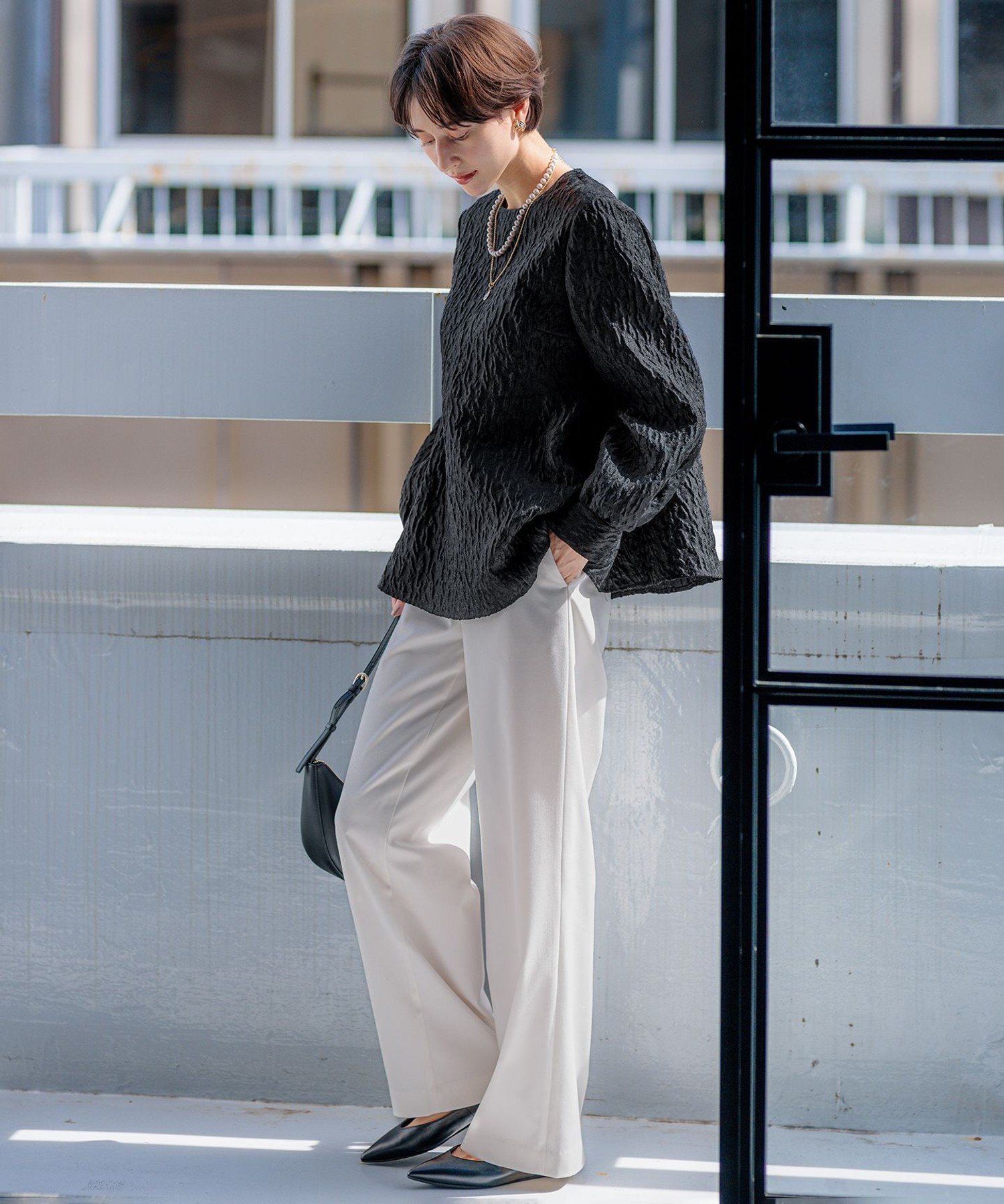 23区｜【洗える】エクラジャカード ペプラム ブラウス | Rakuten