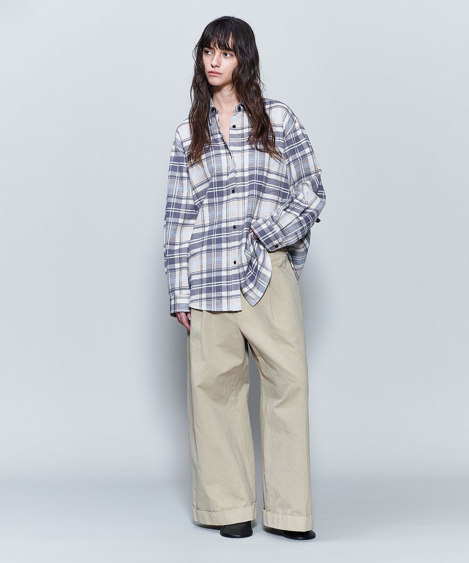 ＜6(ROKU)＞コットンチノワイドパンツ UNITED ARROWS LTD. OUTLET｜<6(ROKU)>コットン チノ ワイド パンツ