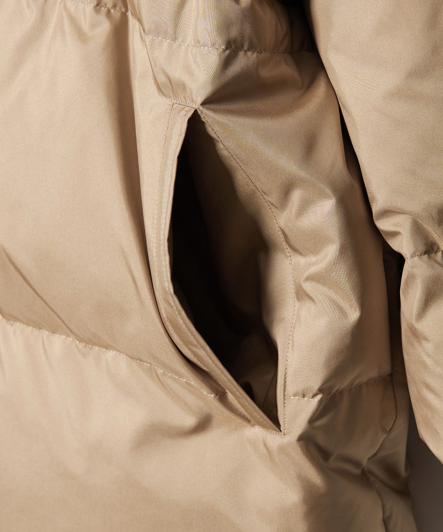 即日発送！＜conte＞ ミリタリー リバーシブル ダウンジャケット UNITED ARROWS｜<conte>ミリタリー リバーシブル ダウンジャケット