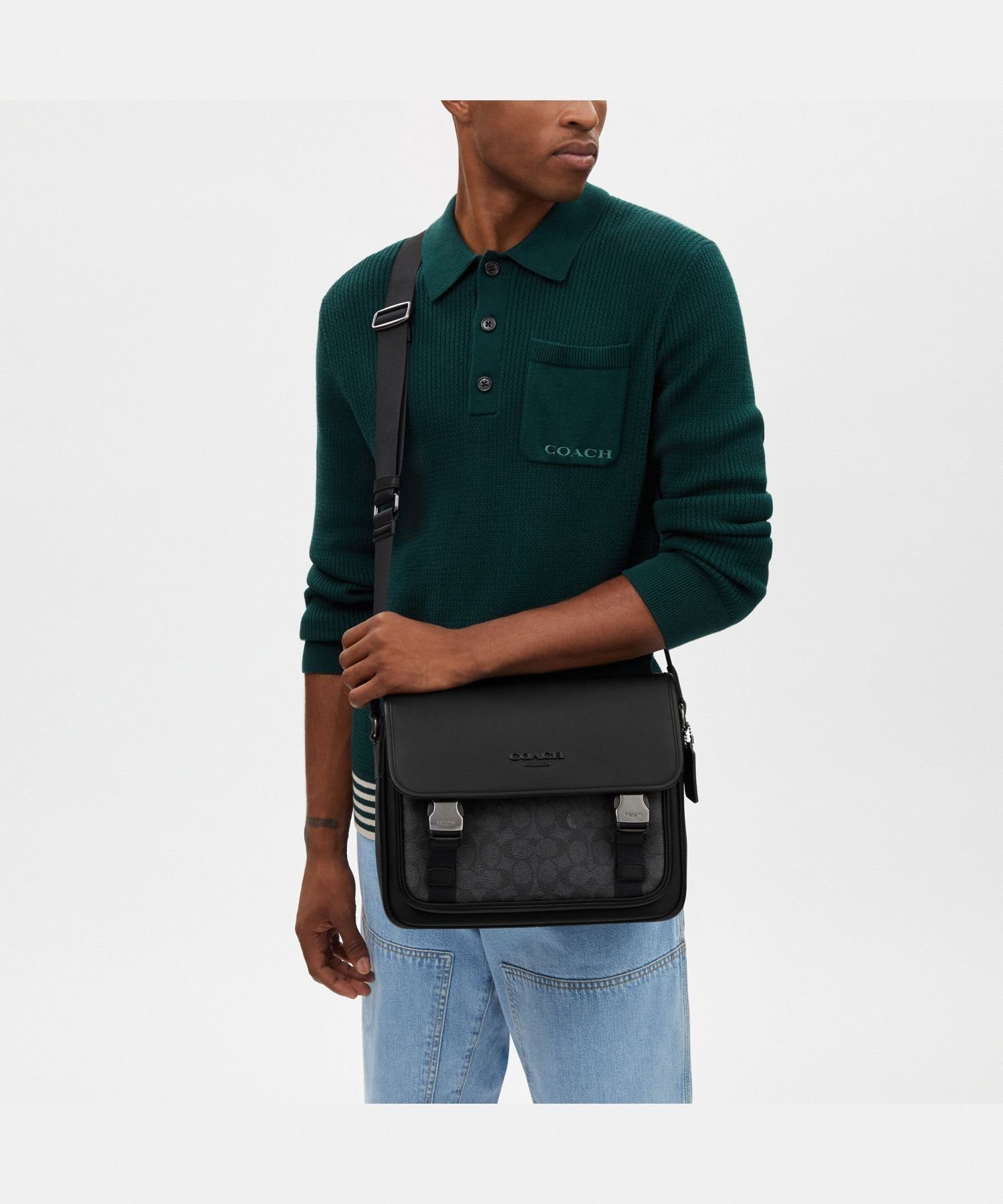 COACH OUTLET｜【公式】レーサー メッセンジャー・シグネチャー