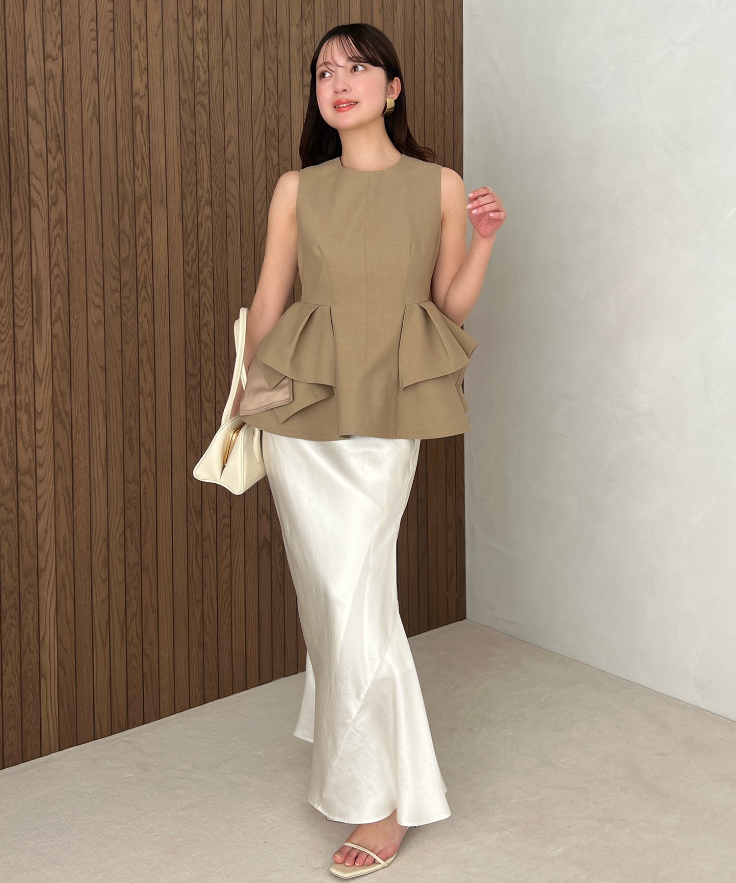 anuans｜オブジェクトフレアトップス | Rakuten Fashion(楽天