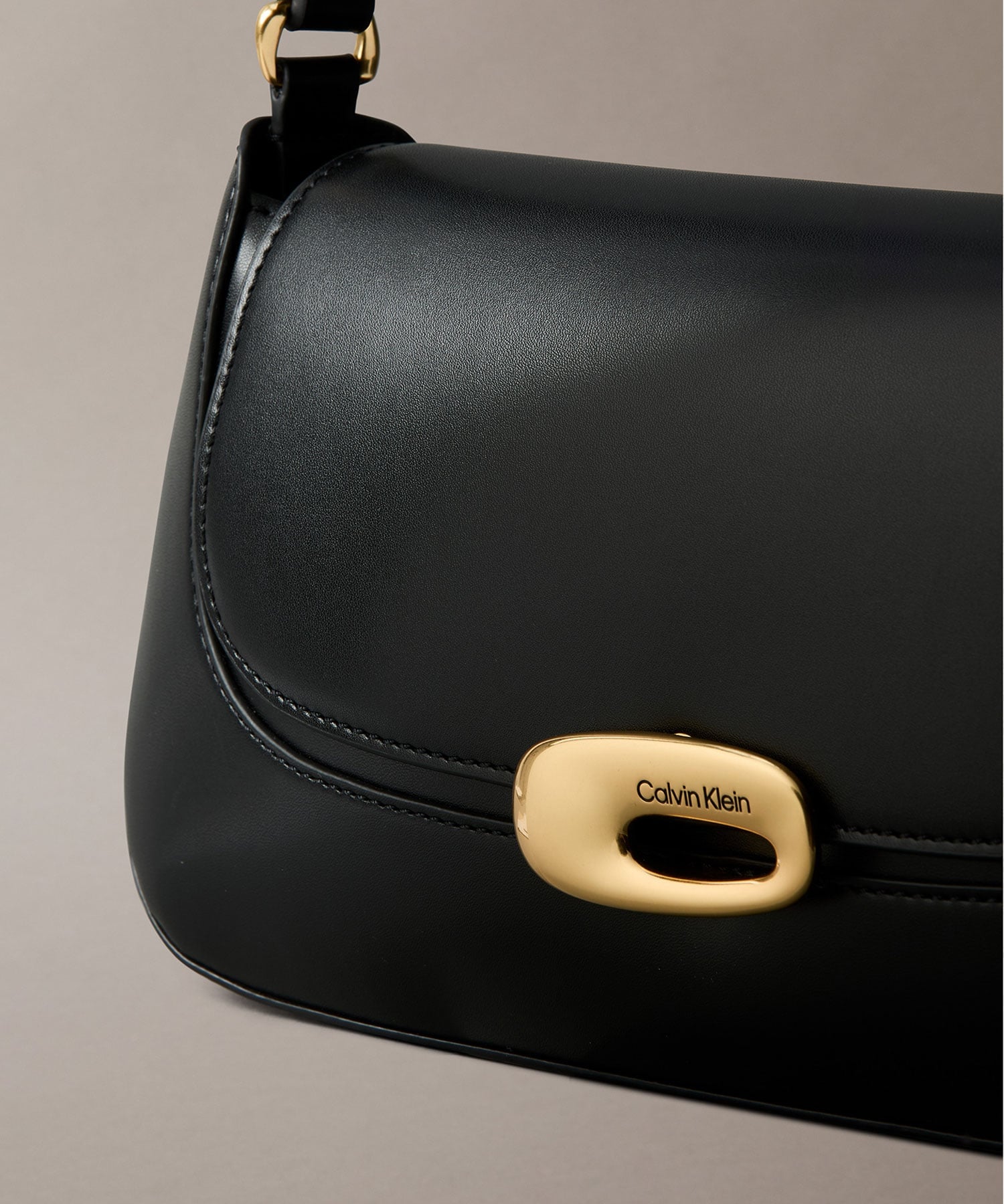 Calvin Klein｜(W)【公式ショップ】 カルバンクライン バッグ