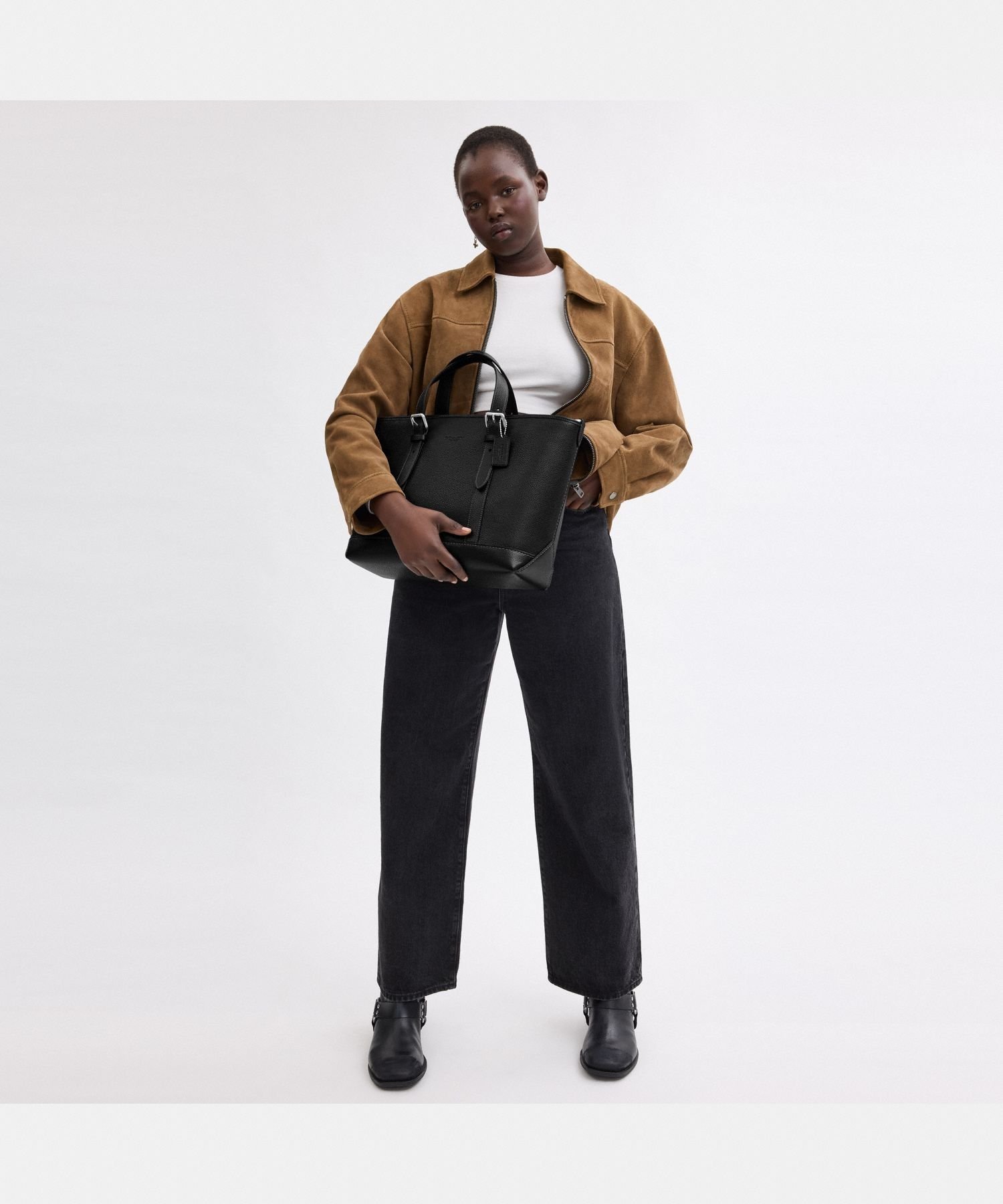 COACH OUTLET｜【公式】ワーナー トート バッグ | Rakuten Fashion