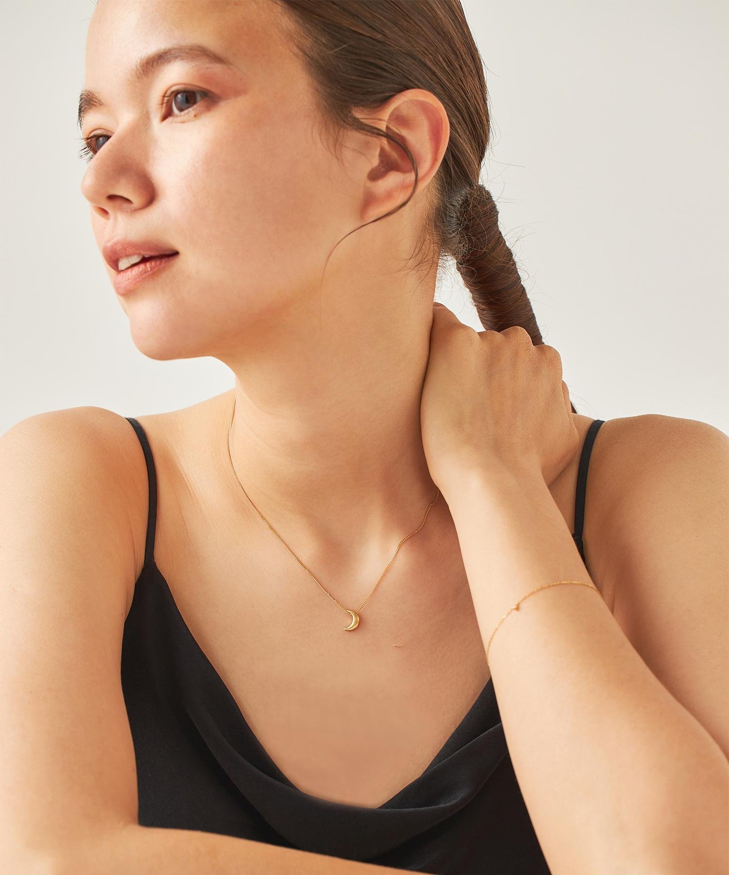 ete｜[レイヤード] クレセントムーン ネックレス | Rakuten Fashion