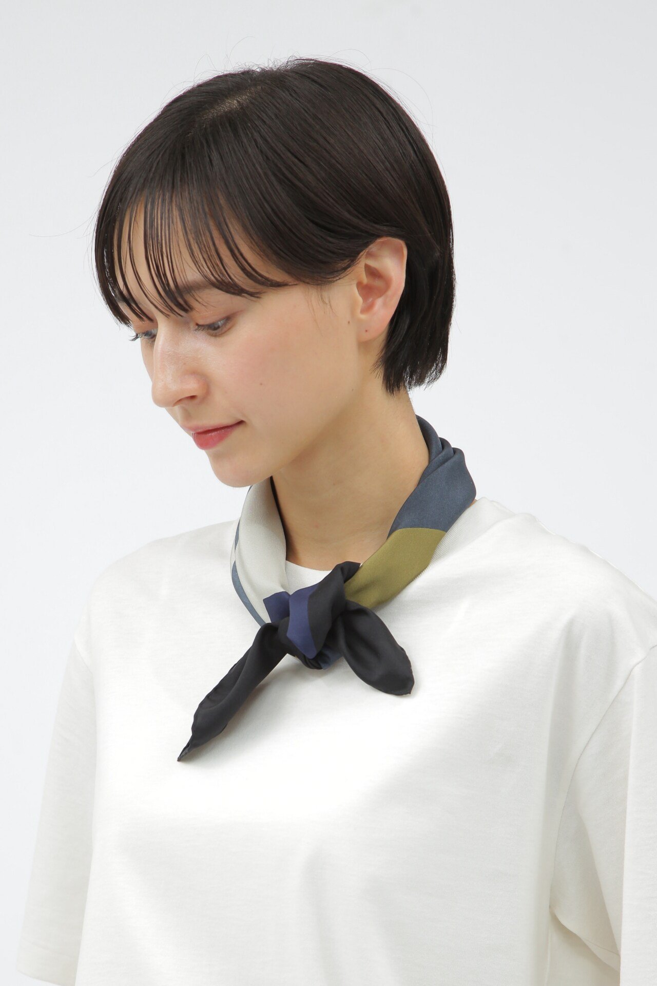 MARGARET HOWELL｜SILK COLLAGE PRINT SCARF | Rakuten Fashion(楽天