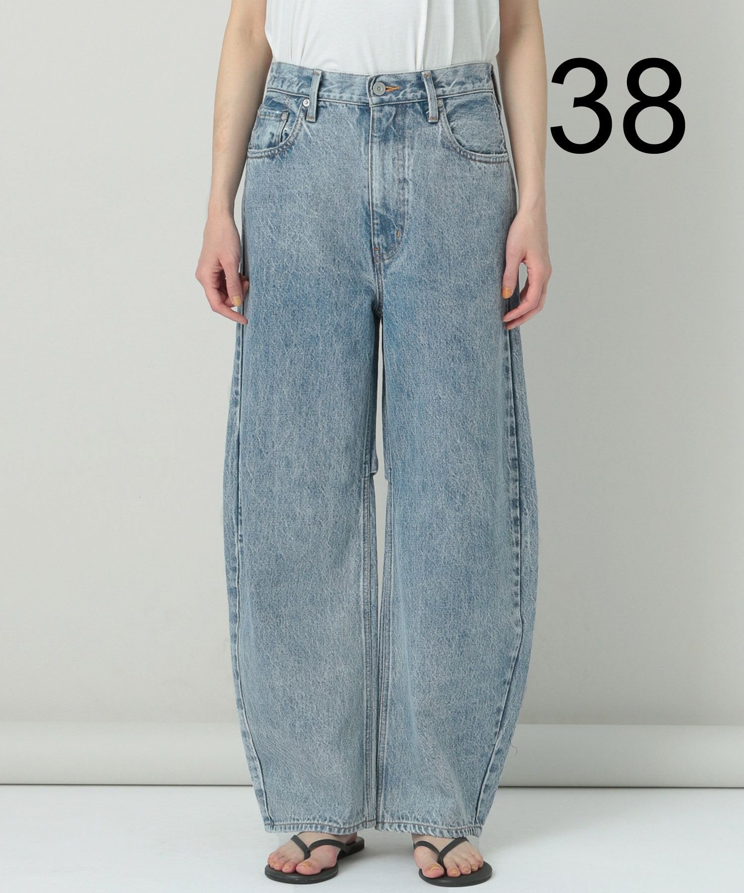 Curensology カレンソロジー ダメージカーヴィーデニムパンツ　38 Curensology(カレンソロジー)のカーヴィーデニム（ダメージ）通販