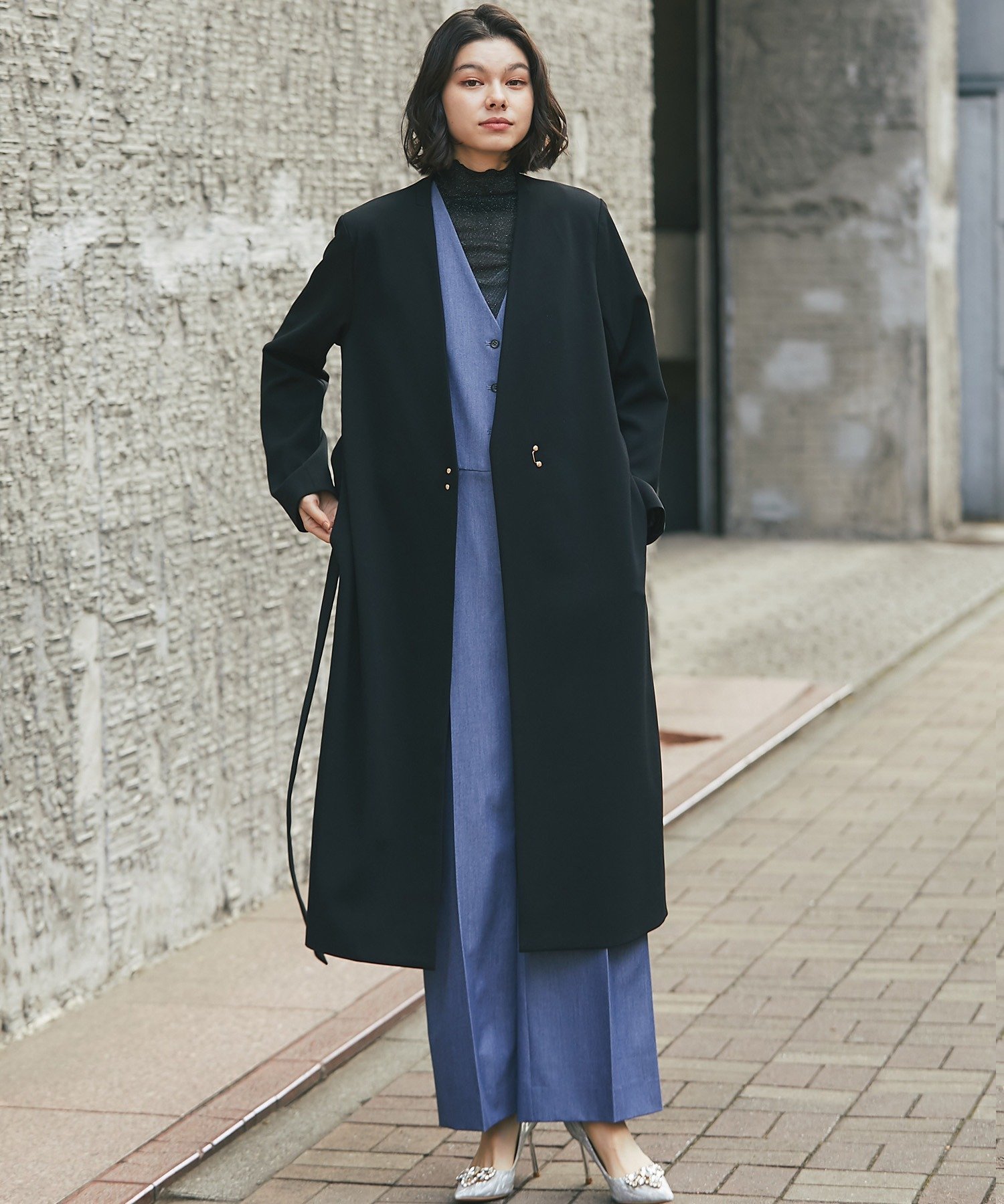 SMILE ORCHID｜ノーカラーファスナー付きサイドスリットロングコート