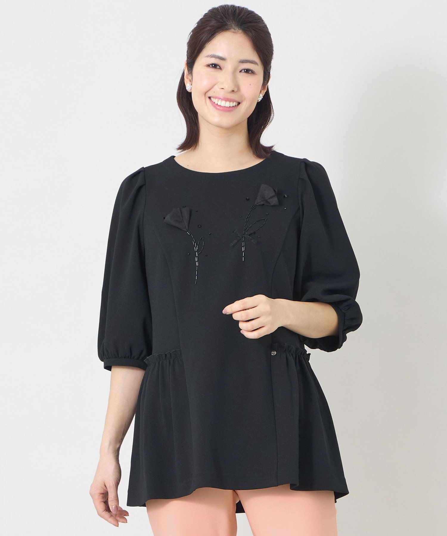 TO BE CHIC｜チューリップモチーフ ペプラムチュニック | Rakuten