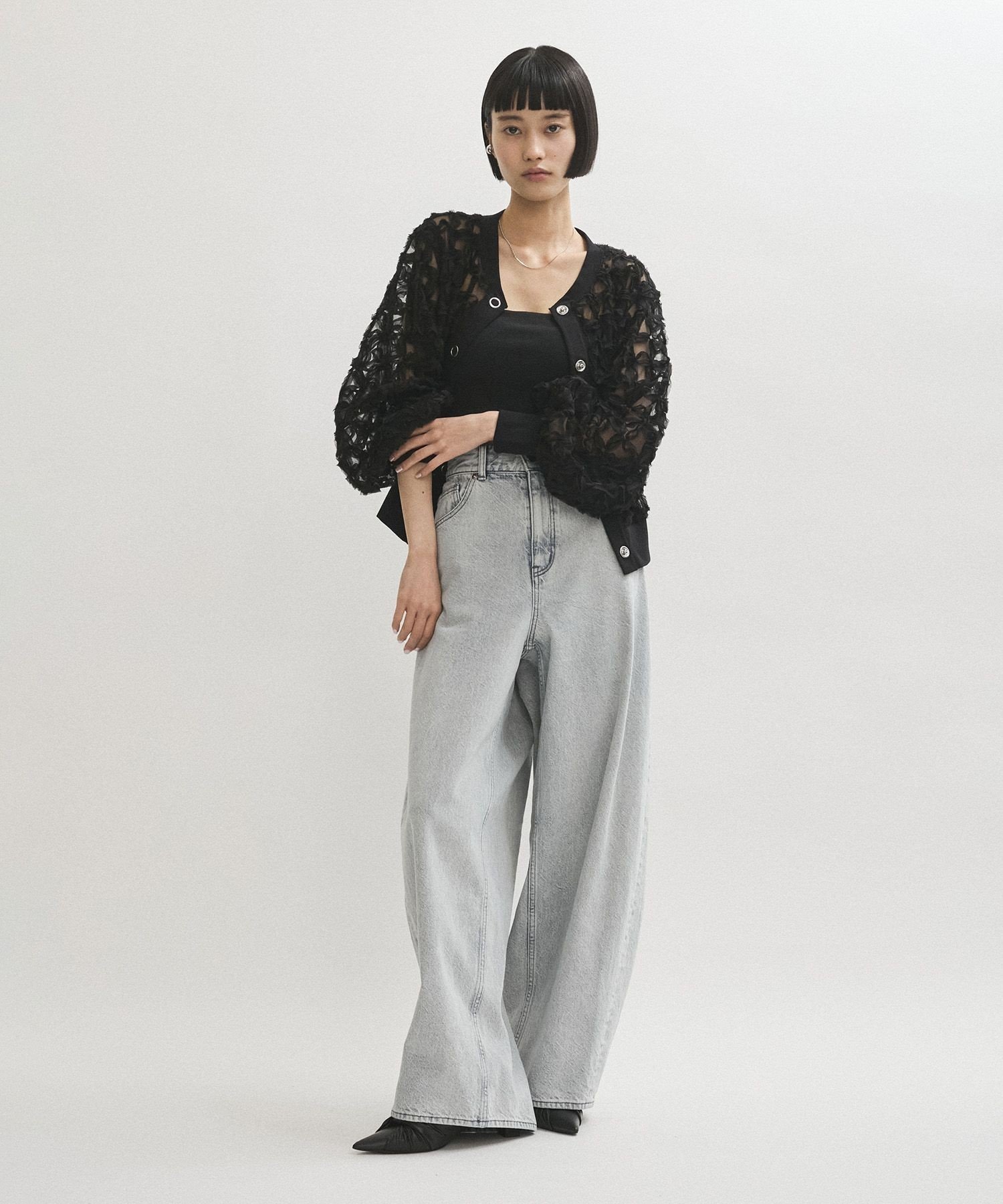 ADAM ET ROPE'｜【サステナブル】バックタックワイドデニム | Rakuten