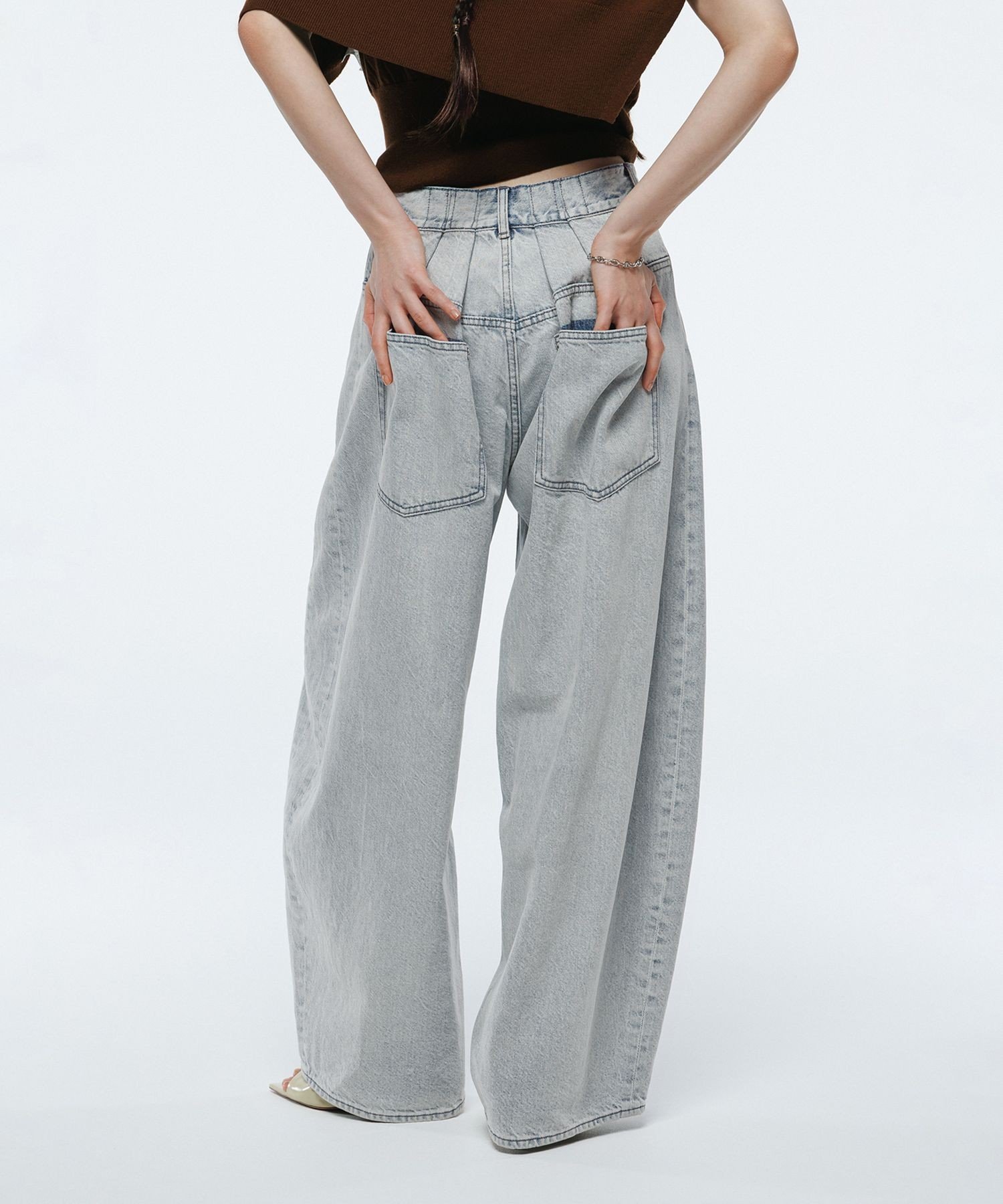 ADAM ET ROPE'｜【サステナブル】バックタックワイドデニム | Rakuten