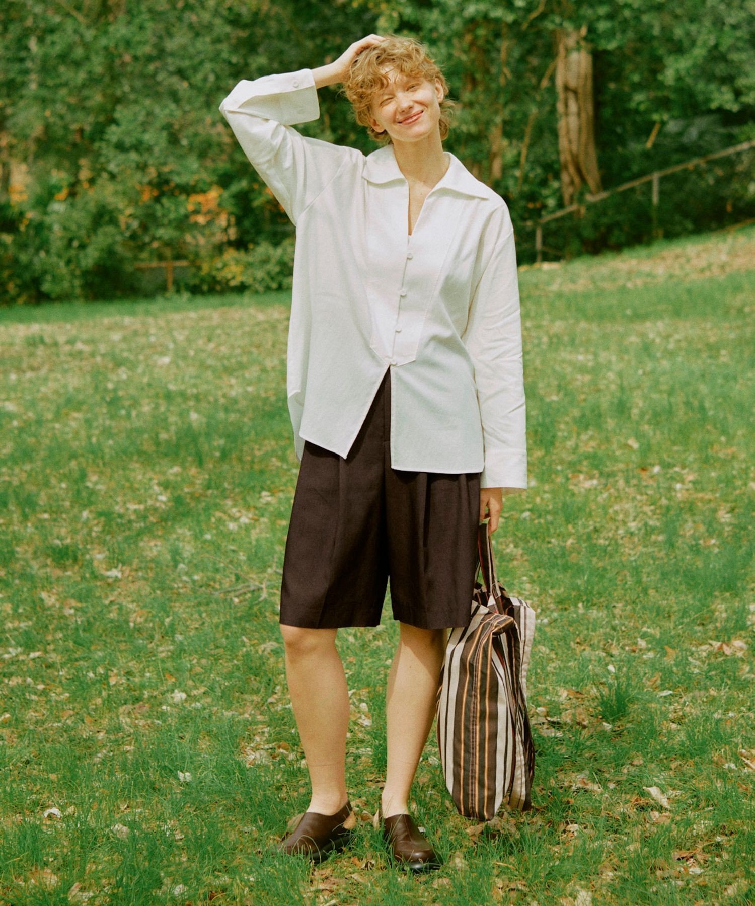 ADAM ET ROPE'｜【サステナブル】オックスハーフパンツ | Rakuten