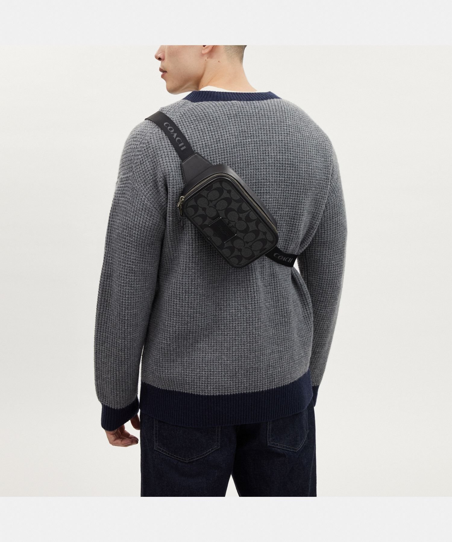 COACH OUTLET｜【公式】ワイアット ベルト バッグ・シグネチャー