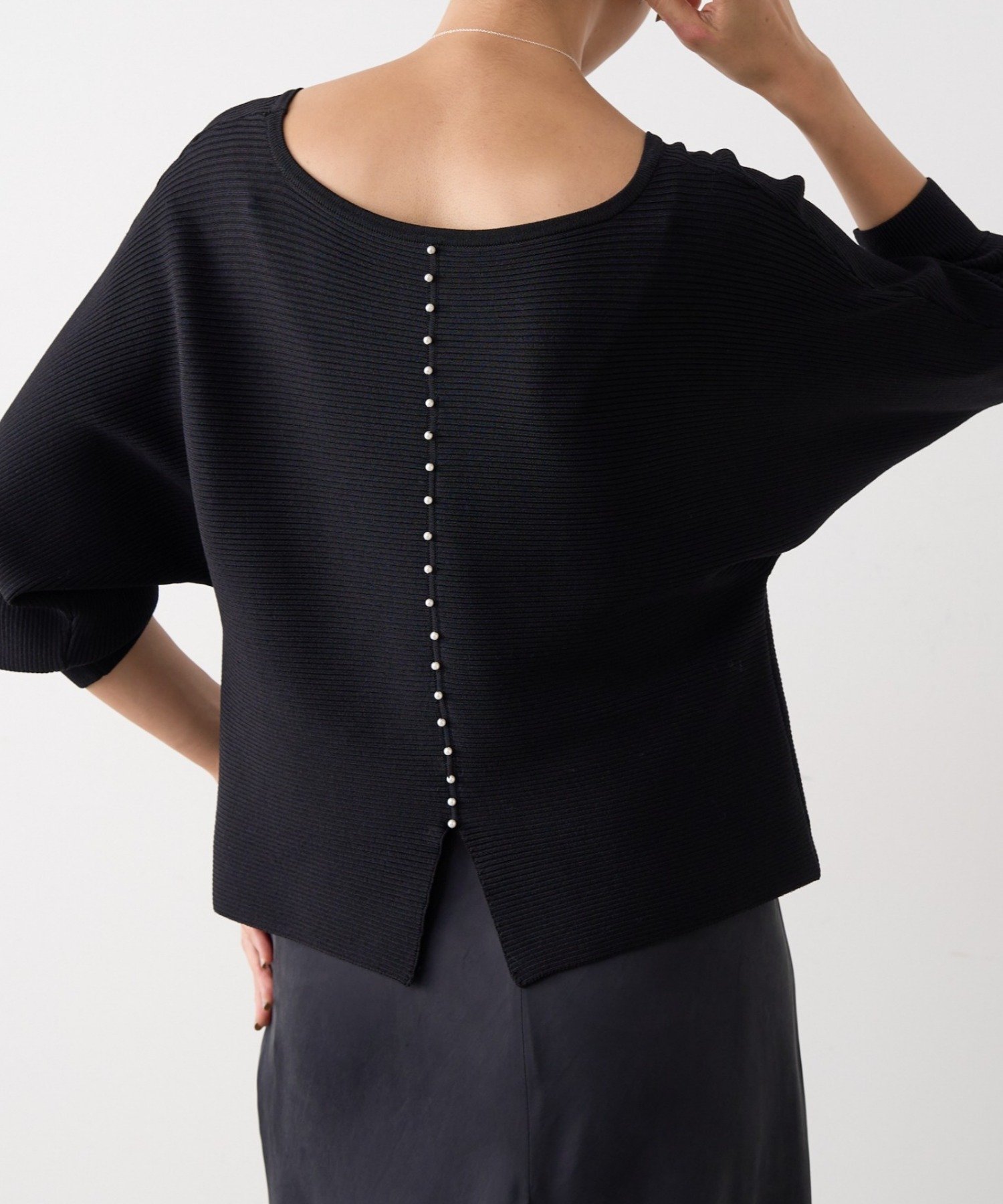 BEARDSLEY｜後ろパールニット | Rakuten Fashion(楽天ファッション／旧