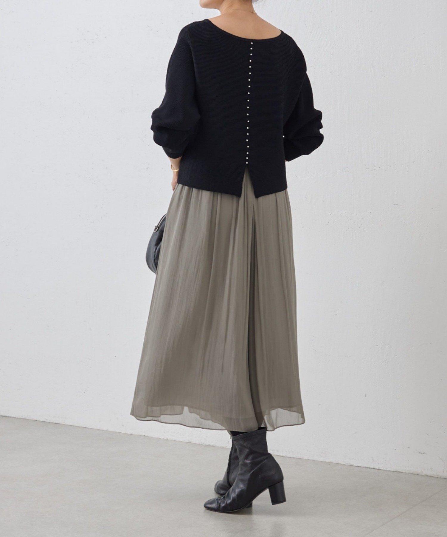 BEARDSLEY｜後ろパールニット | Rakuten Fashion(楽天ファッション／旧