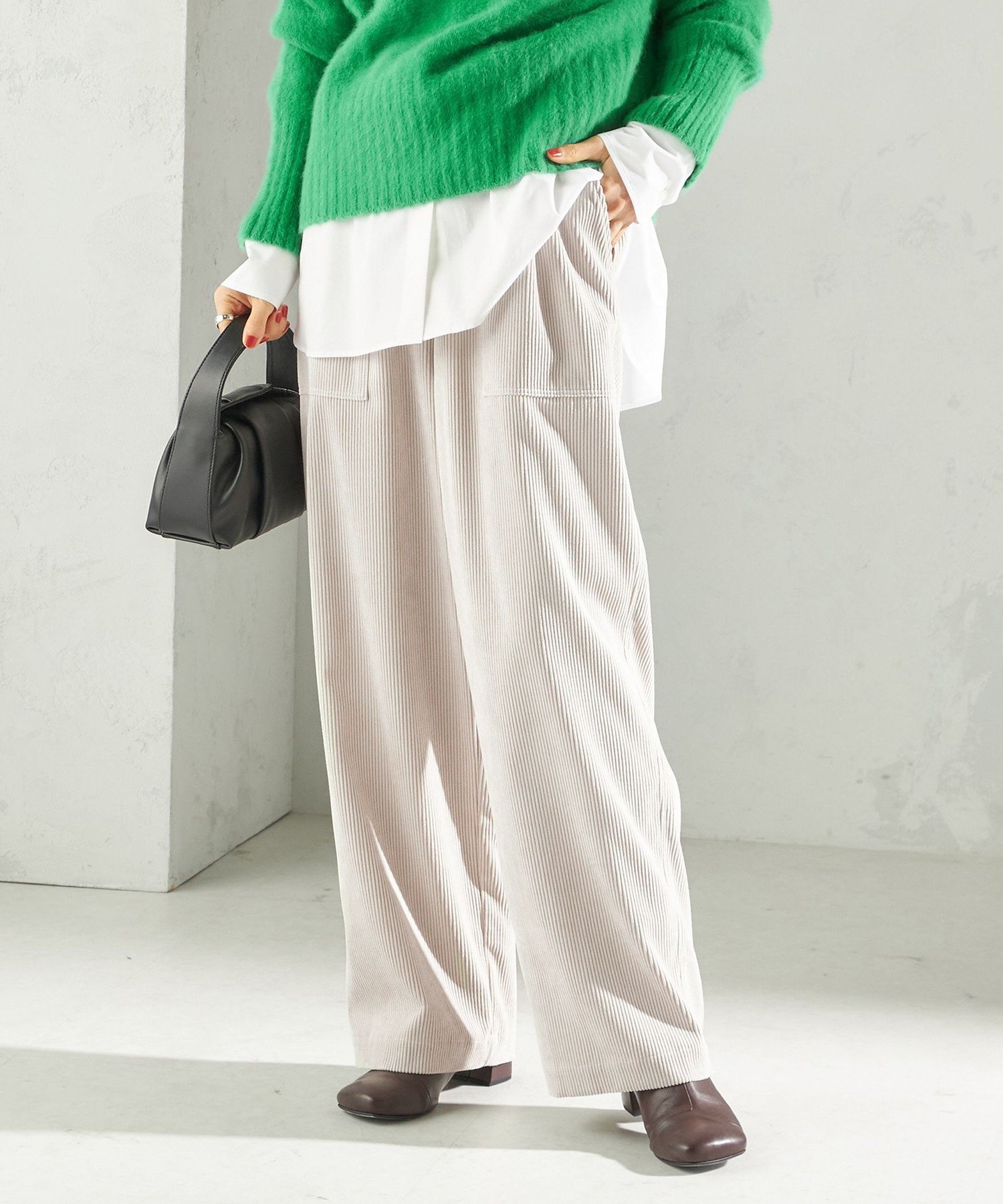 ドゥロワー　コーデュロイドロストパンツ　オフホワイト　24AW　定価8.8万 セール】〈洗濯機可能〉TUMUGITO(R) コーデュロイ ドロスト パンツ 2