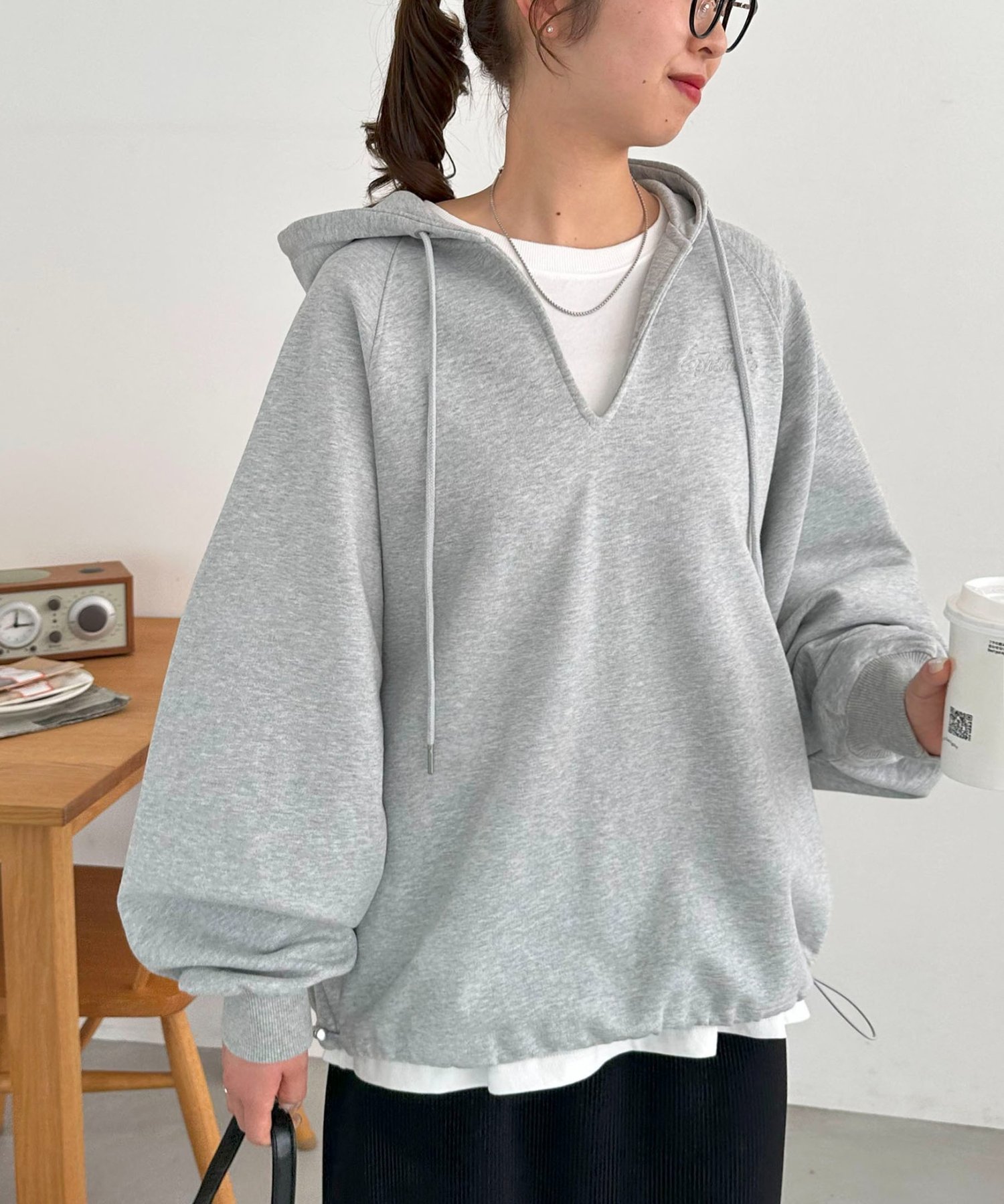 Discoat｜【ユニセックス】ワンポイント刺繍スウェットドロスト