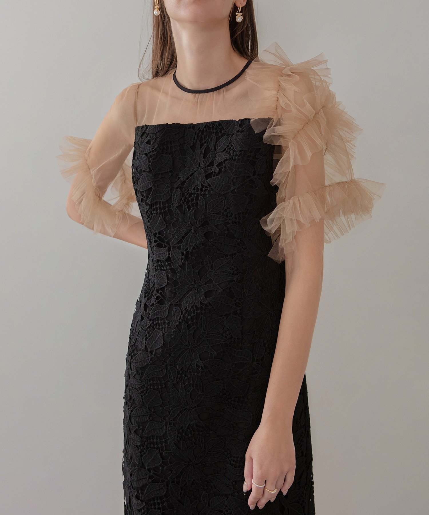 Leja｜Leja-アシンメトリーチュールスリーブレースフリルヘムIライン