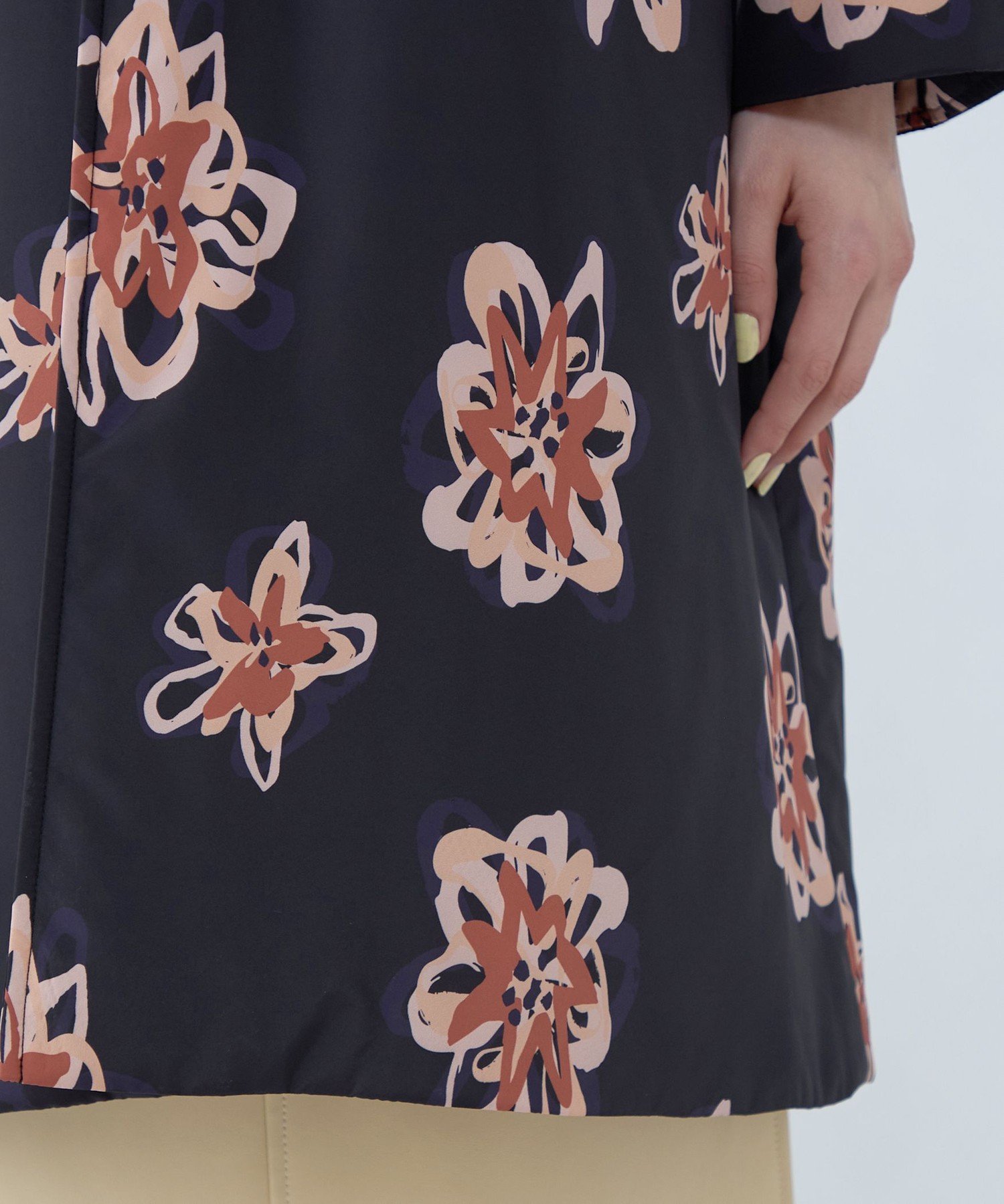 TOMORROWLAND｜フラワープリント ステンカラーコート | Rakuten