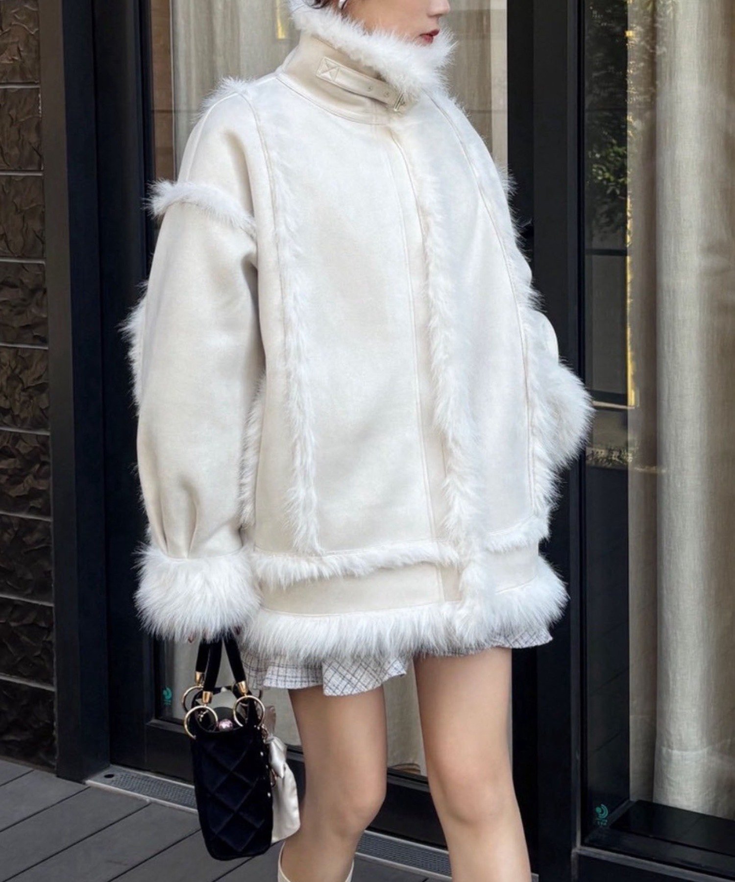 one after another NICE CLAUP｜フェイクムートンロングジャケット