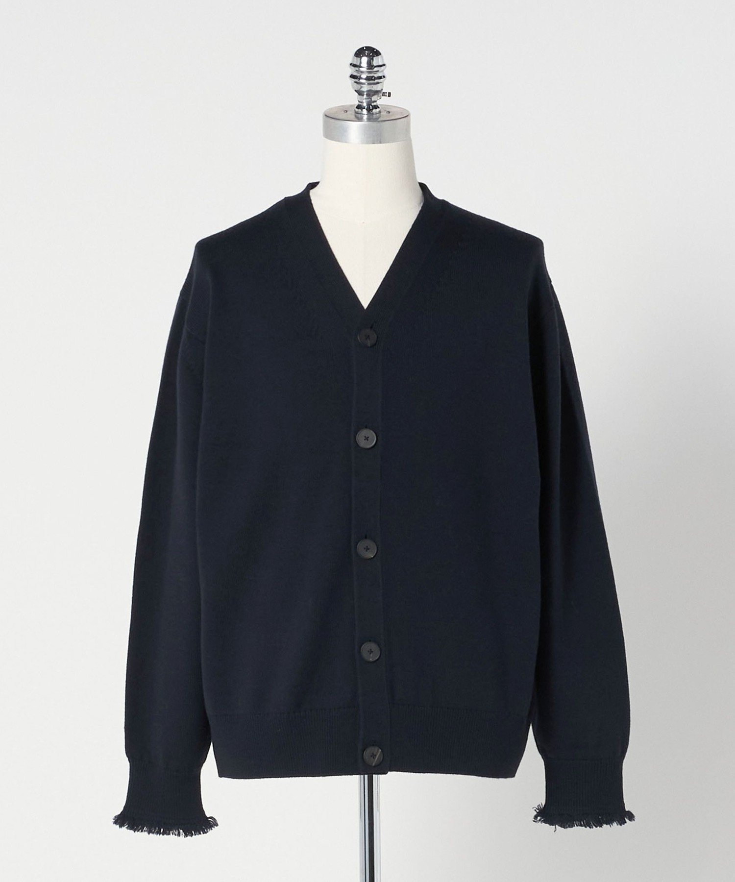 <LOEFF>9ゲージ フリンジ カーディガン UNISEX ネイビー0サイズ セール】＜LOEFF＞9ゲージ フリンジ カーディガン UNISEX（ニット