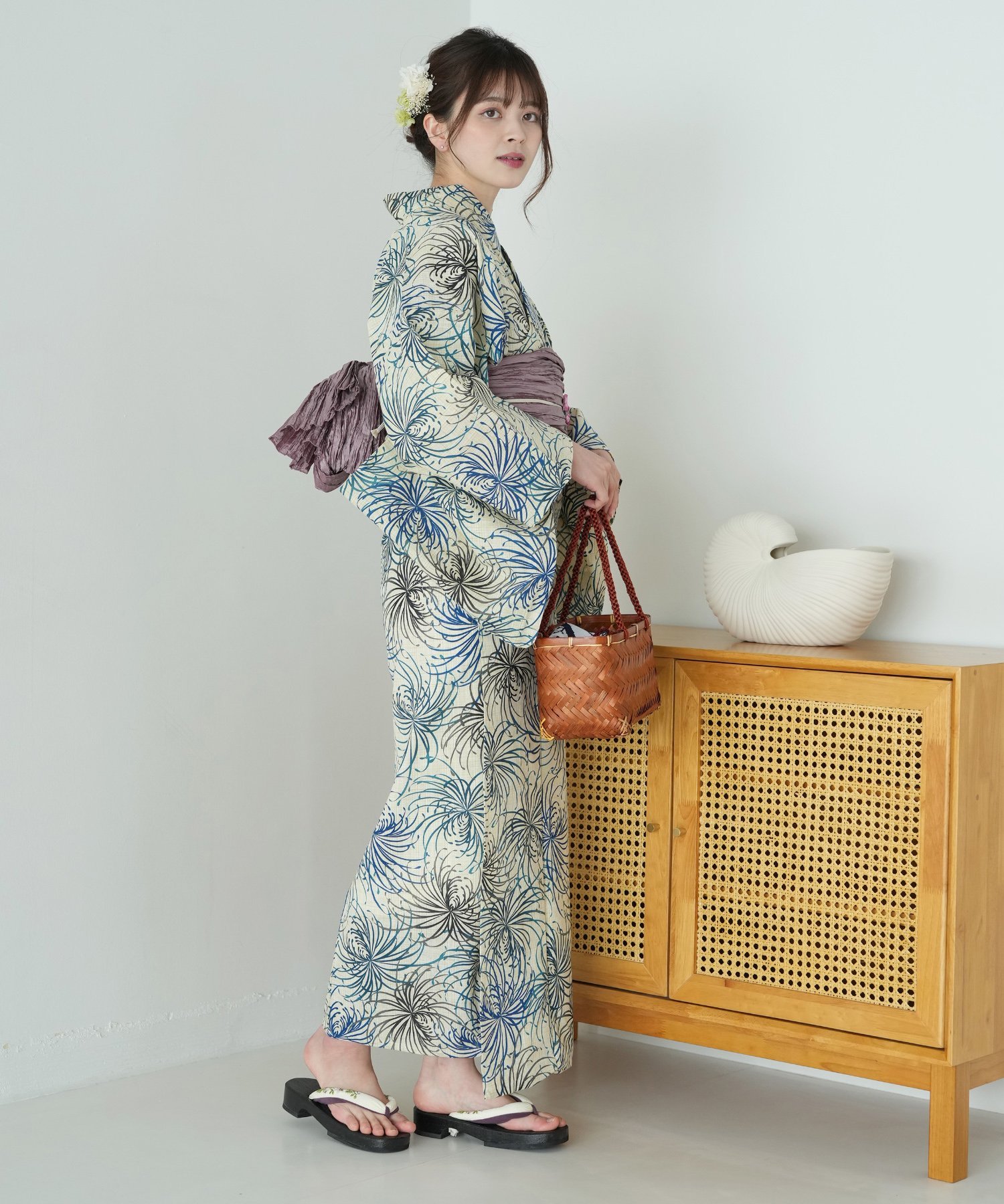 utatane｜(W)浴衣3点セット 綿麻 涼しげ上品糸菊 | Rakuten Fashion