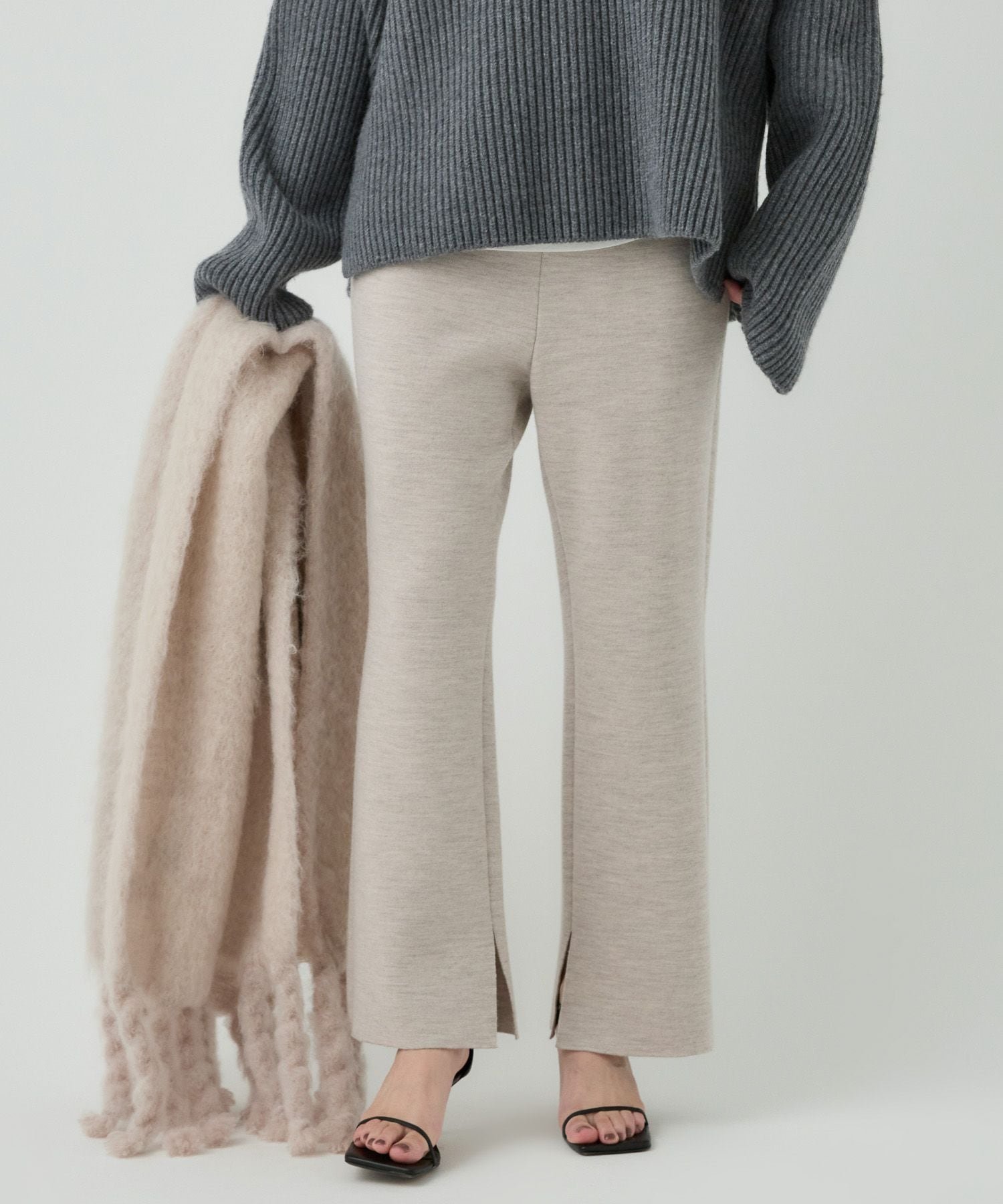 Chaos｜◇金子綾さんYouTube紹介◇ シエラウールニットパンツ