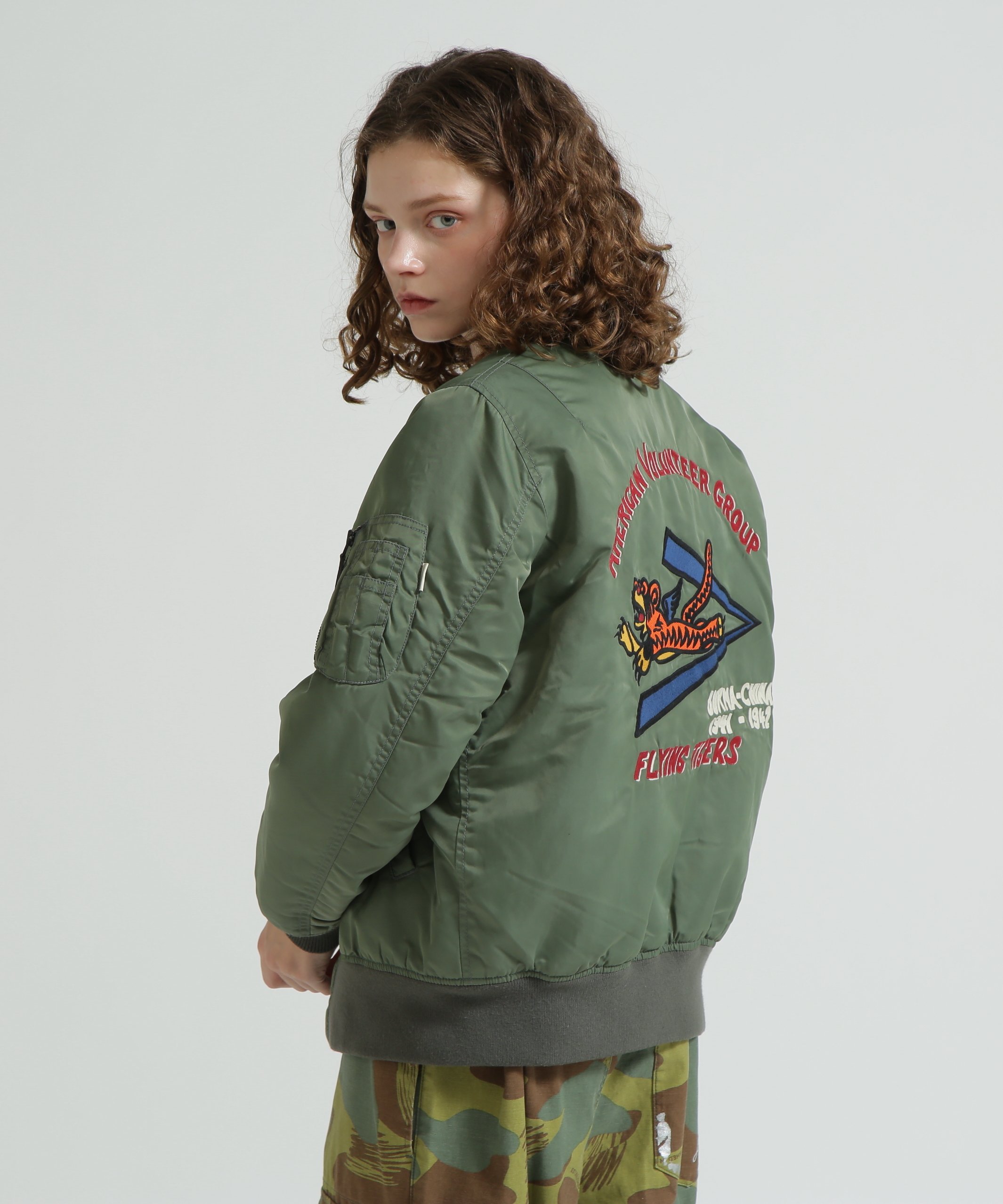 楽天市場】avirex ma－1 flying tigerの通販