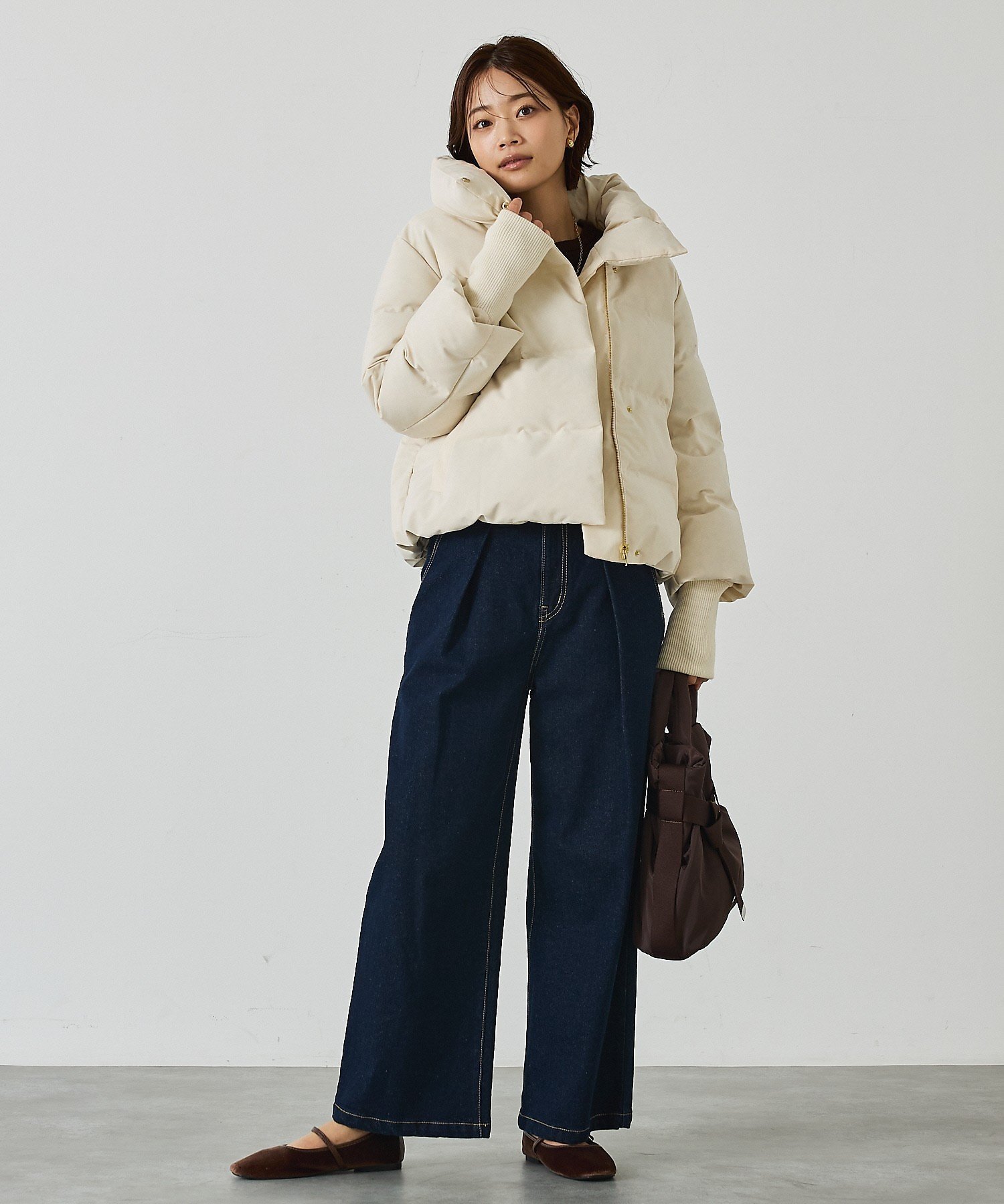 abahouse mavie｜【WEB Domani掲載】袖リブシームレススタンドダウン