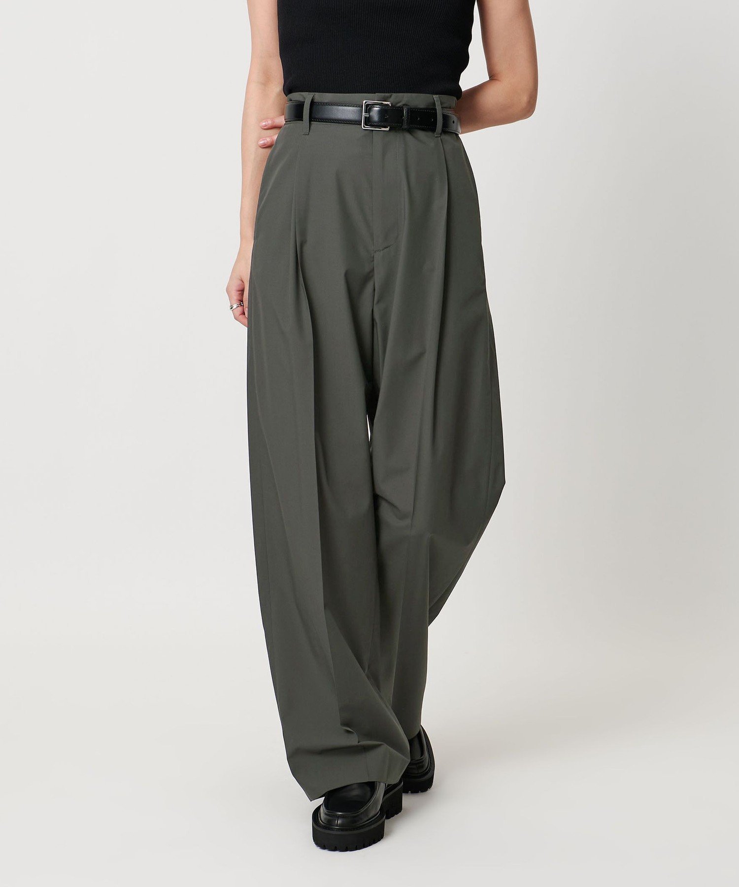 MARW UNITED ARROWS タック ワイド テーパードパンツ 38 MARW UNITED ARROWS＞タック ワイド テーパード パンツ