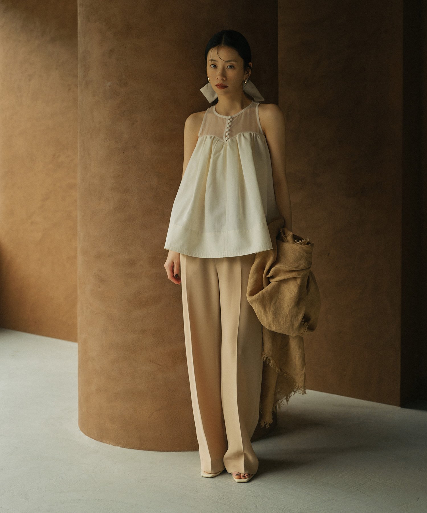 anuans｜スプレッドフレアブラウス | Rakuten Fashion(楽天