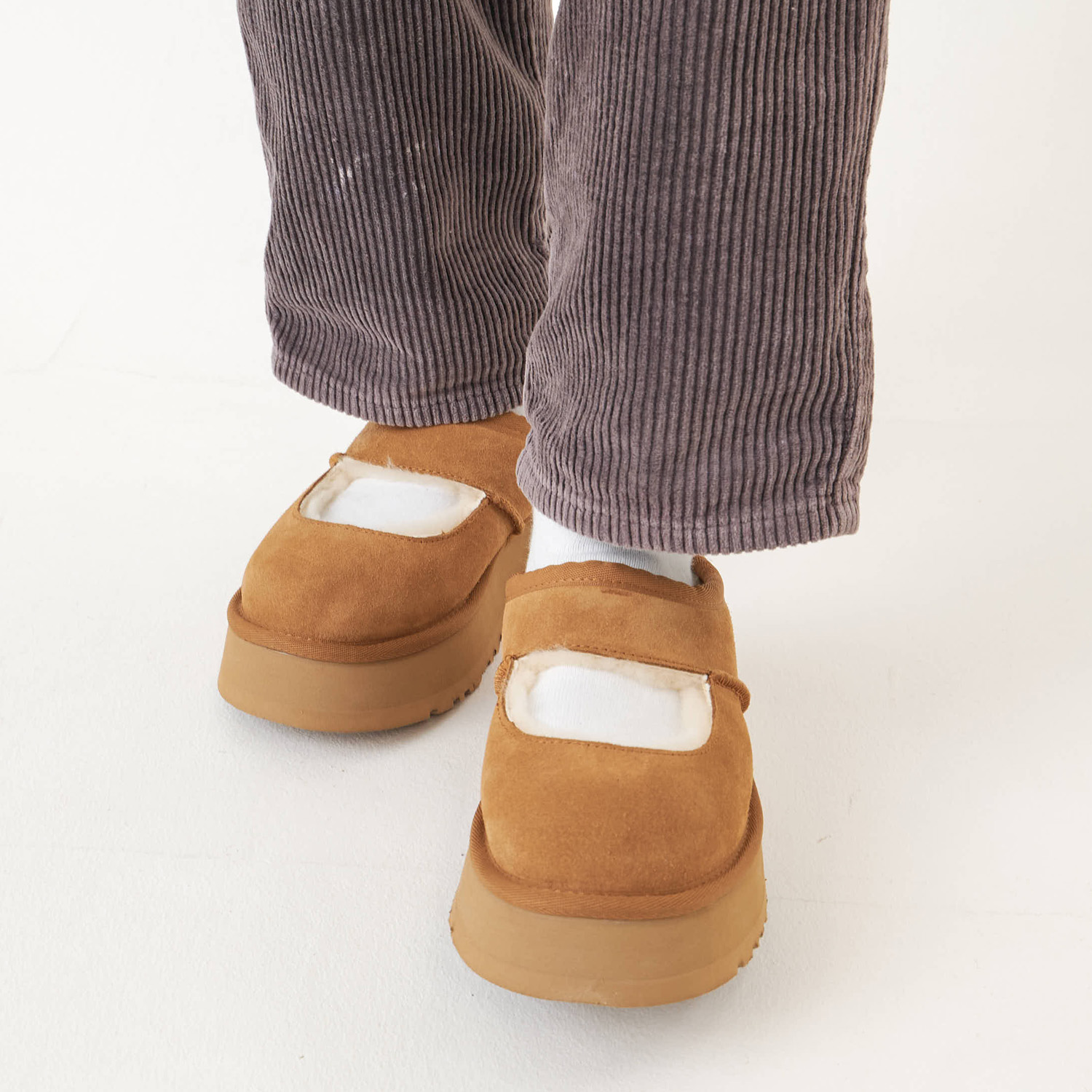 楽天市場】アグ UGG スニーカー スリッポン ビア メアリー ジェーン