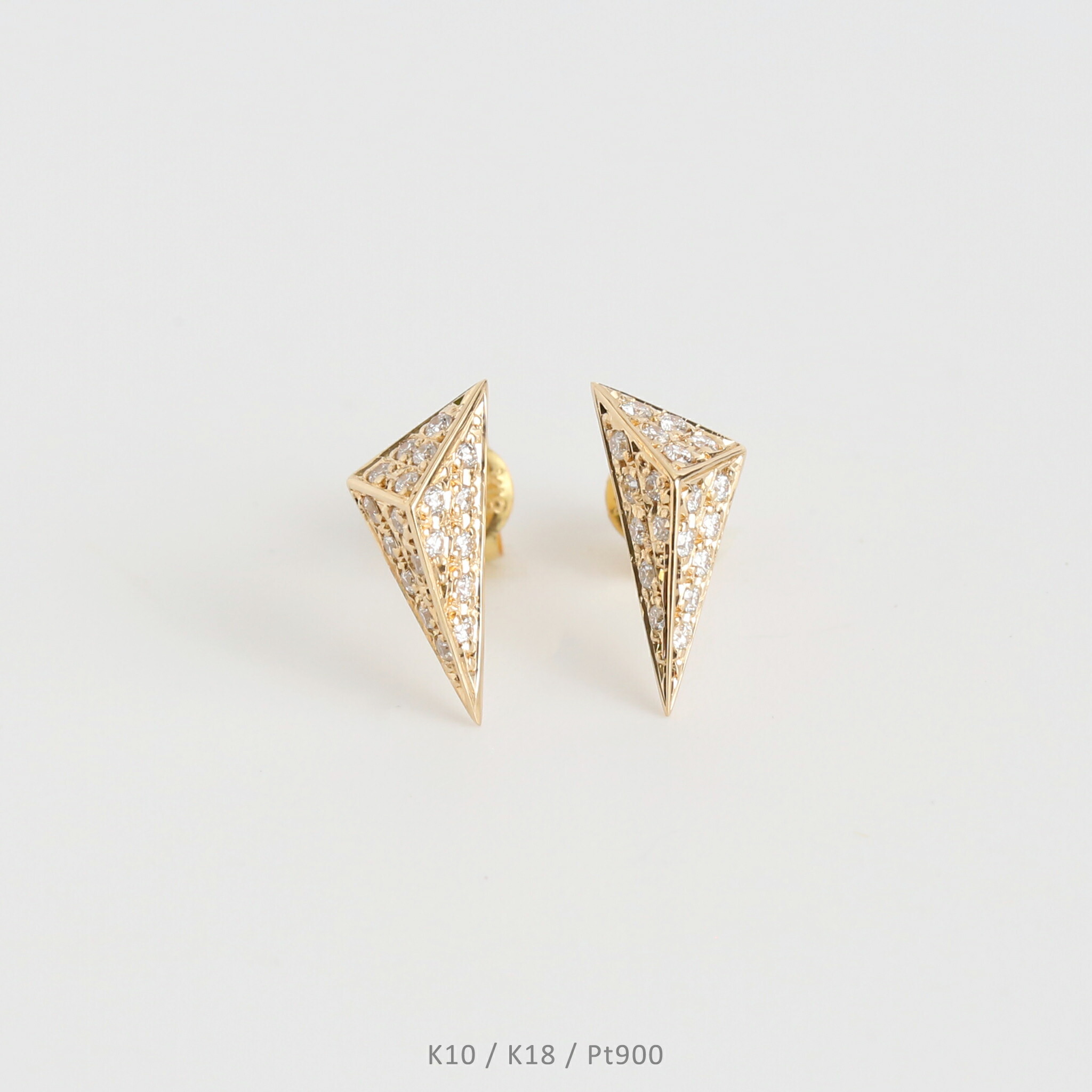 楽天市場】【Louvre Pierce】 K10/K18/Pt900 三角すい モチーフ パヴェ