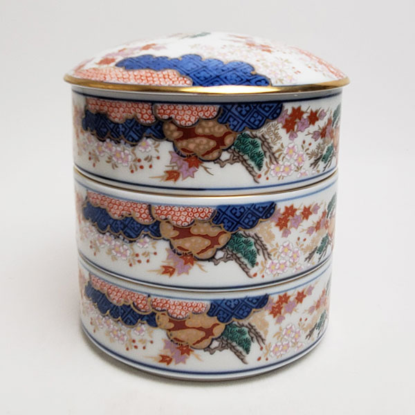 新品未使用】有田焼 幸楽窯 金彩 三段重 新品未使用】有田焼 幸楽窯