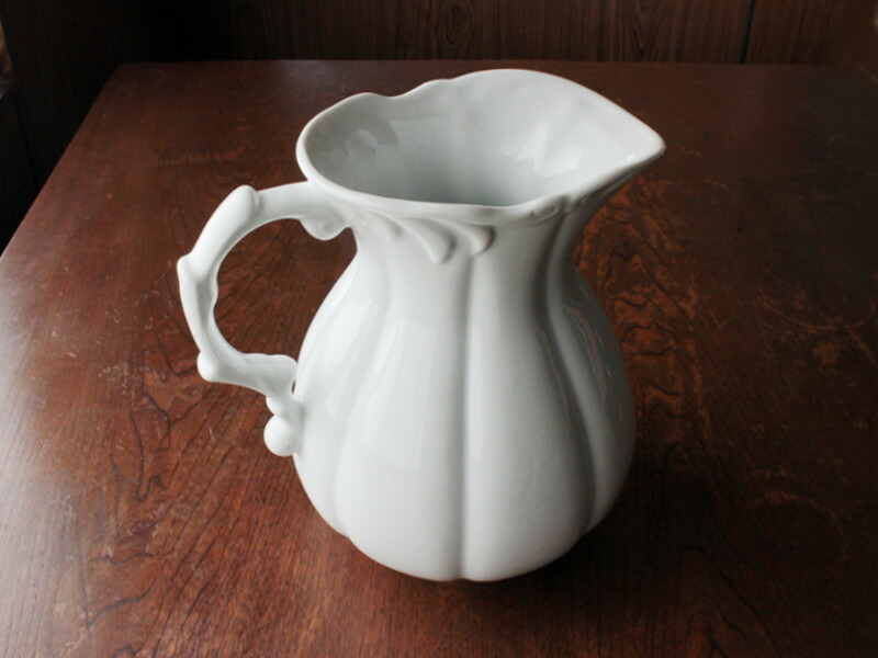 楽天市場】【アウトレット】アンティーク風 特大 ピッチャー 2L ※難