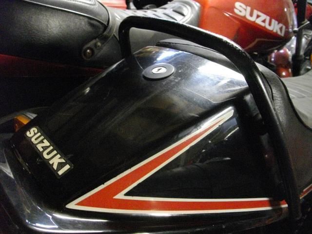 楽天市場】GSX400EザリGSX250Eザリシートロックホールグロメット45ザリ