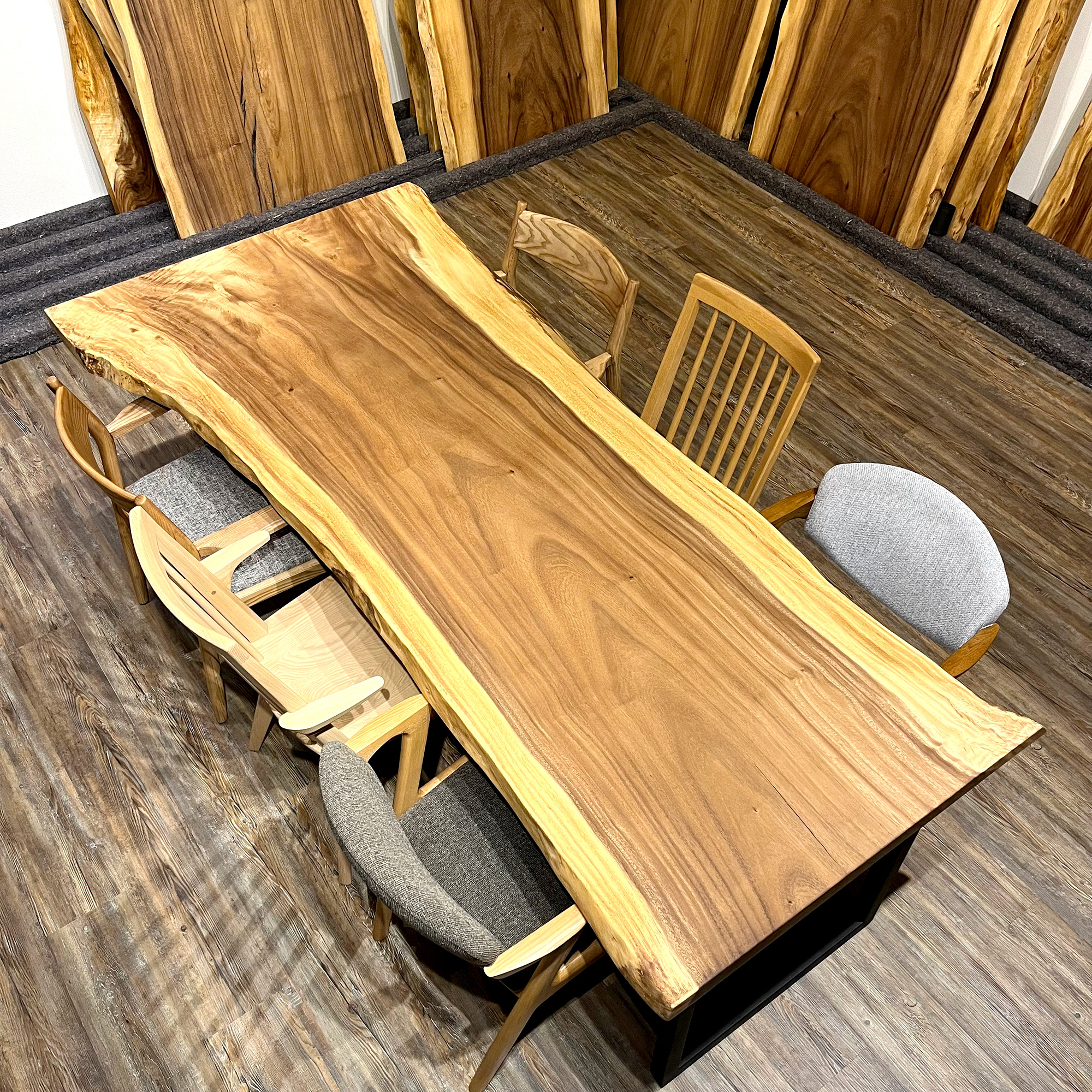 ペンギン兄弟 モンキーポッド 一枚板テーブル 天板のみ 楽天市場】一枚