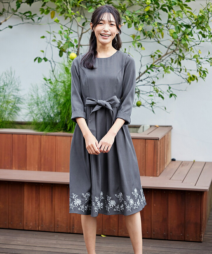 楽天市場】花柄刺繍フレアワンピース レディース ワンピース 長袖 配色