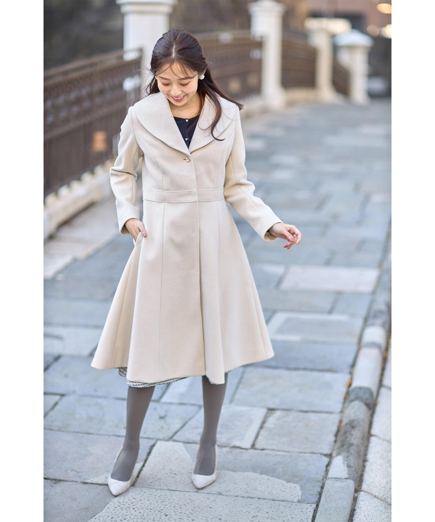 楽天市場】ポケット付きショールカラーフレアコート【soleas ソリアス