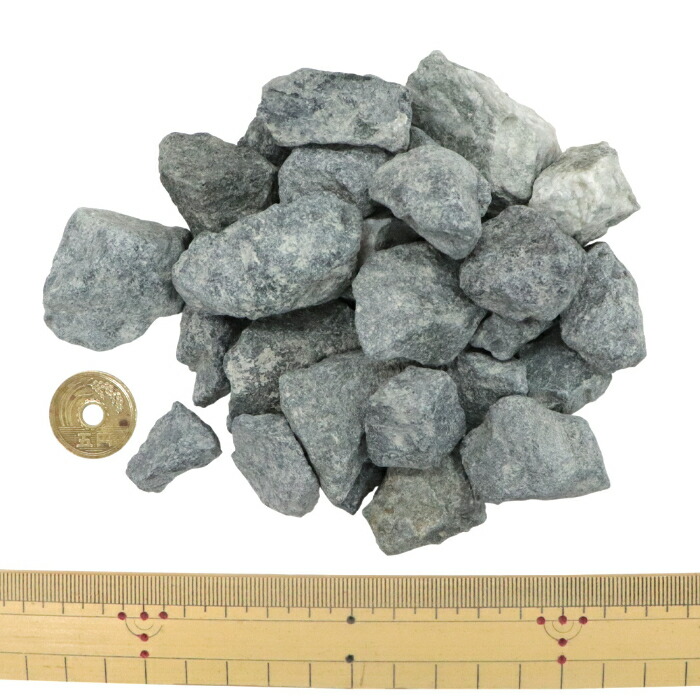 楽天市場】青砕石 20-30mm [4号 砕石] 200kg (20kg×10袋) | 砂利 石 庭