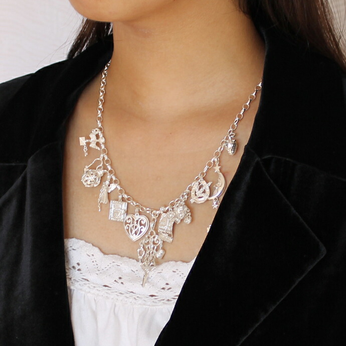 楽天市場】シルバー チャーム どんぐり リス イギリス製 アクセサリー