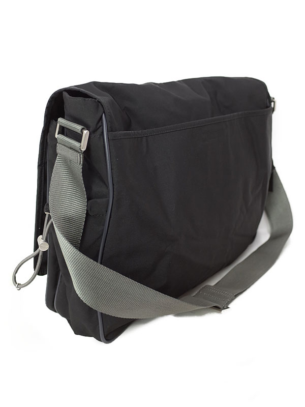 ✨極美品✨】プラダスポーツ メッセンジャーバッグ ナイロン ブラック